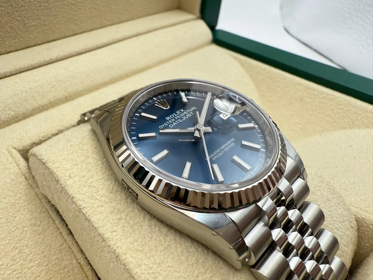 Rolex Datejust 36mm | Blauw Wijzerplaat & 18K Witgouden Lunette | Jubilee | 126234 - Image 4