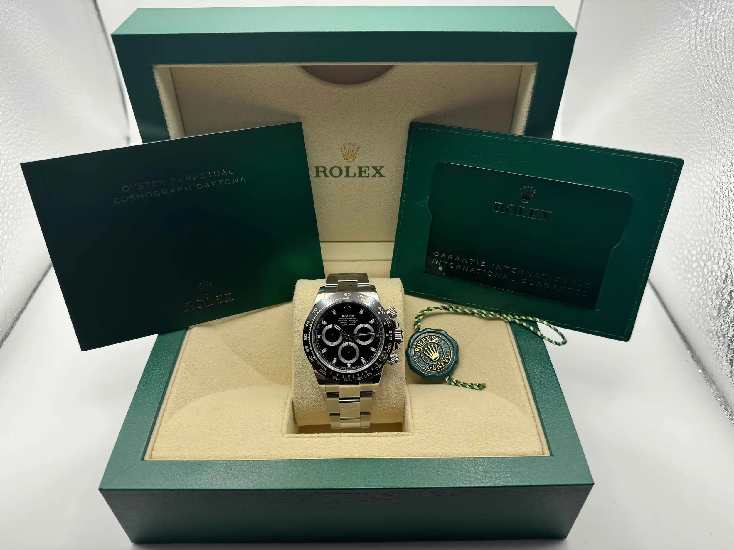 Rolex Daytona 40mm | Zwart Wijzerplaat & Zwarte Keramische Cerachrom Lunette | Oystersteel | 126500LN - Image 2