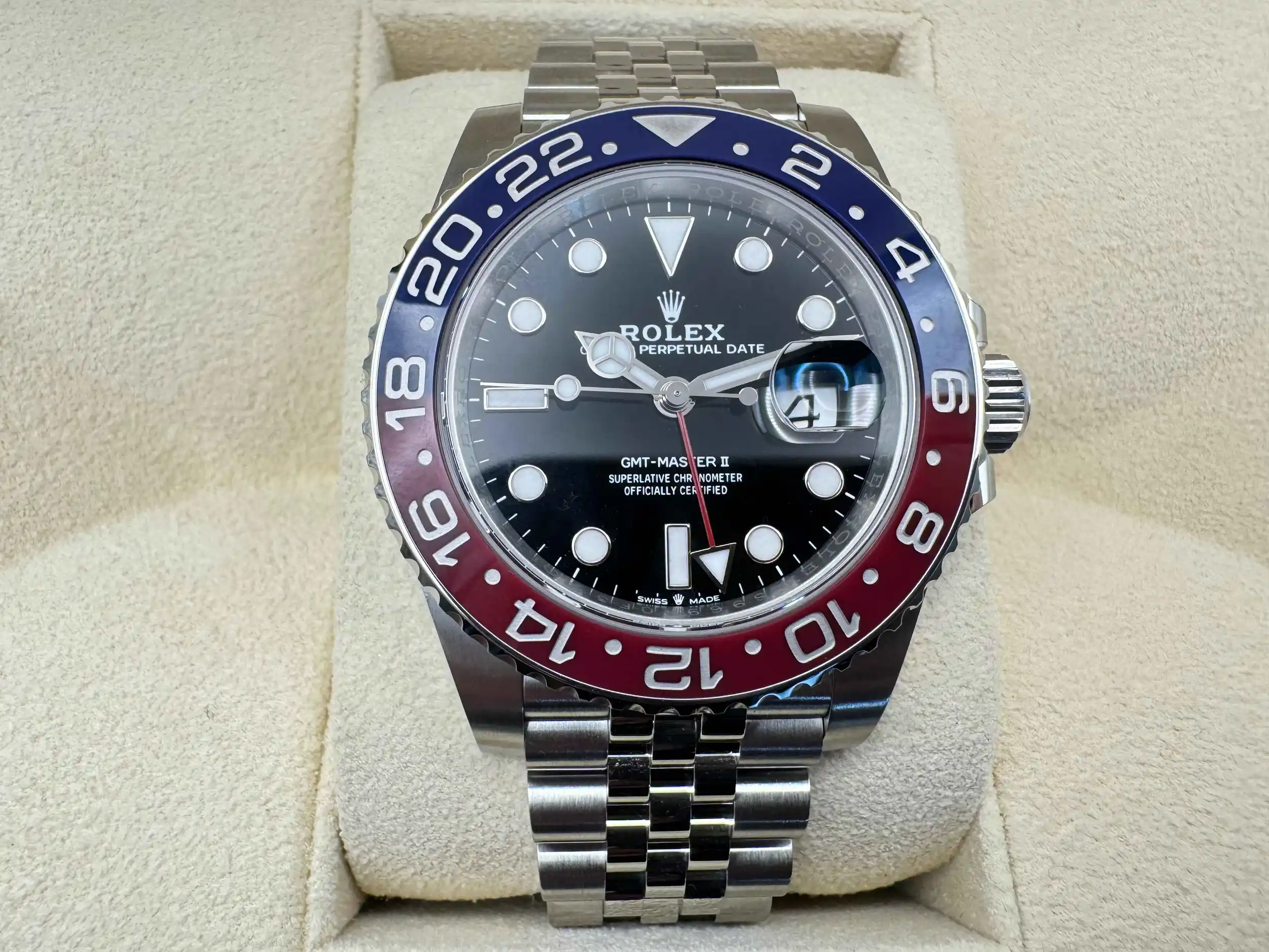 Rolex GMT Master 2 | 40mm | "Pepsi" | Cerachrom Rood-Blauw Keramisch Bezel | Jubilee | 126720BLRO - Image 10