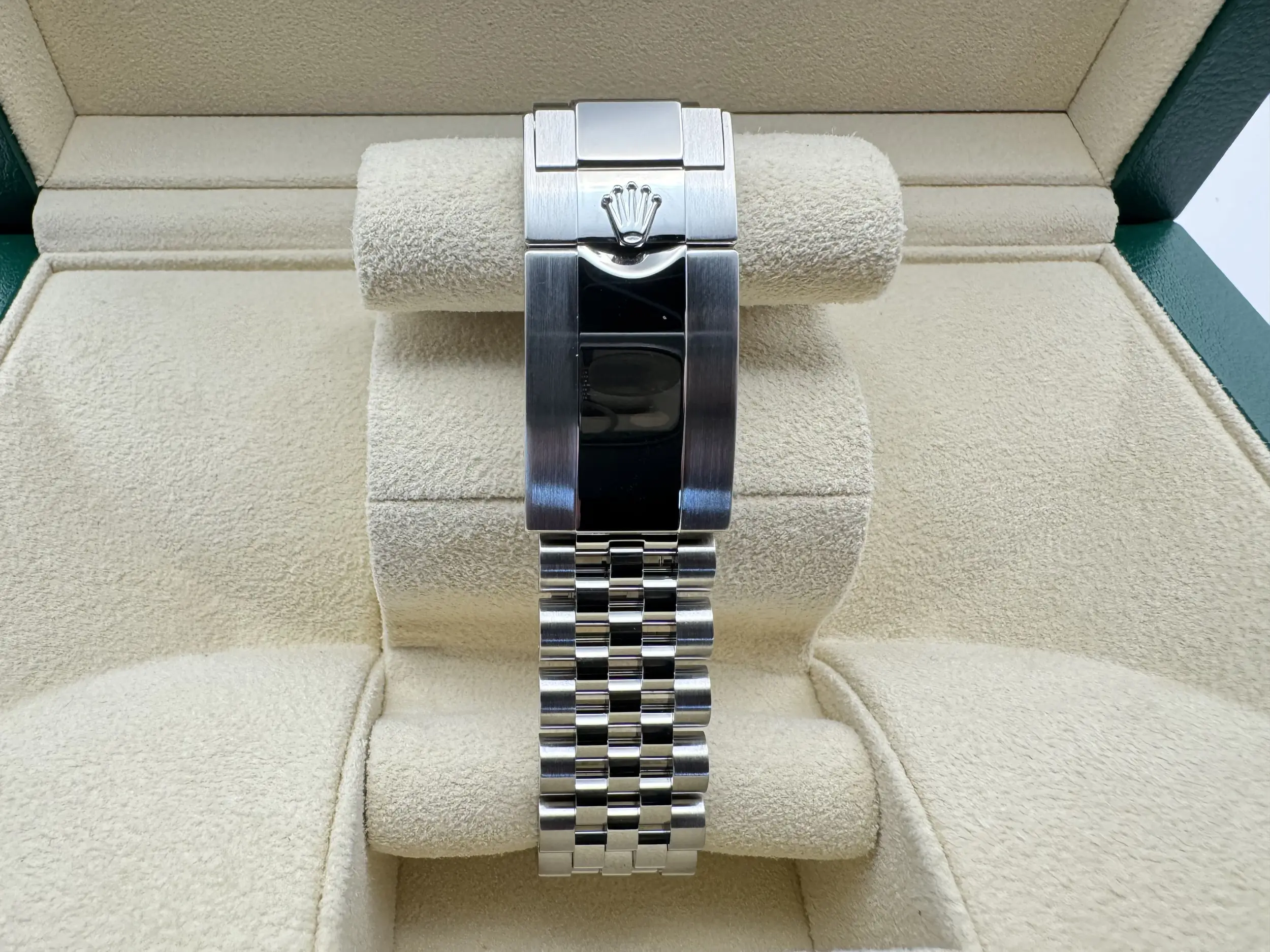 Rolex GMT Master 2 | 40mm | Sprite | Cerachrom Bezel | Jubilee | 126720VTNR - Image 7