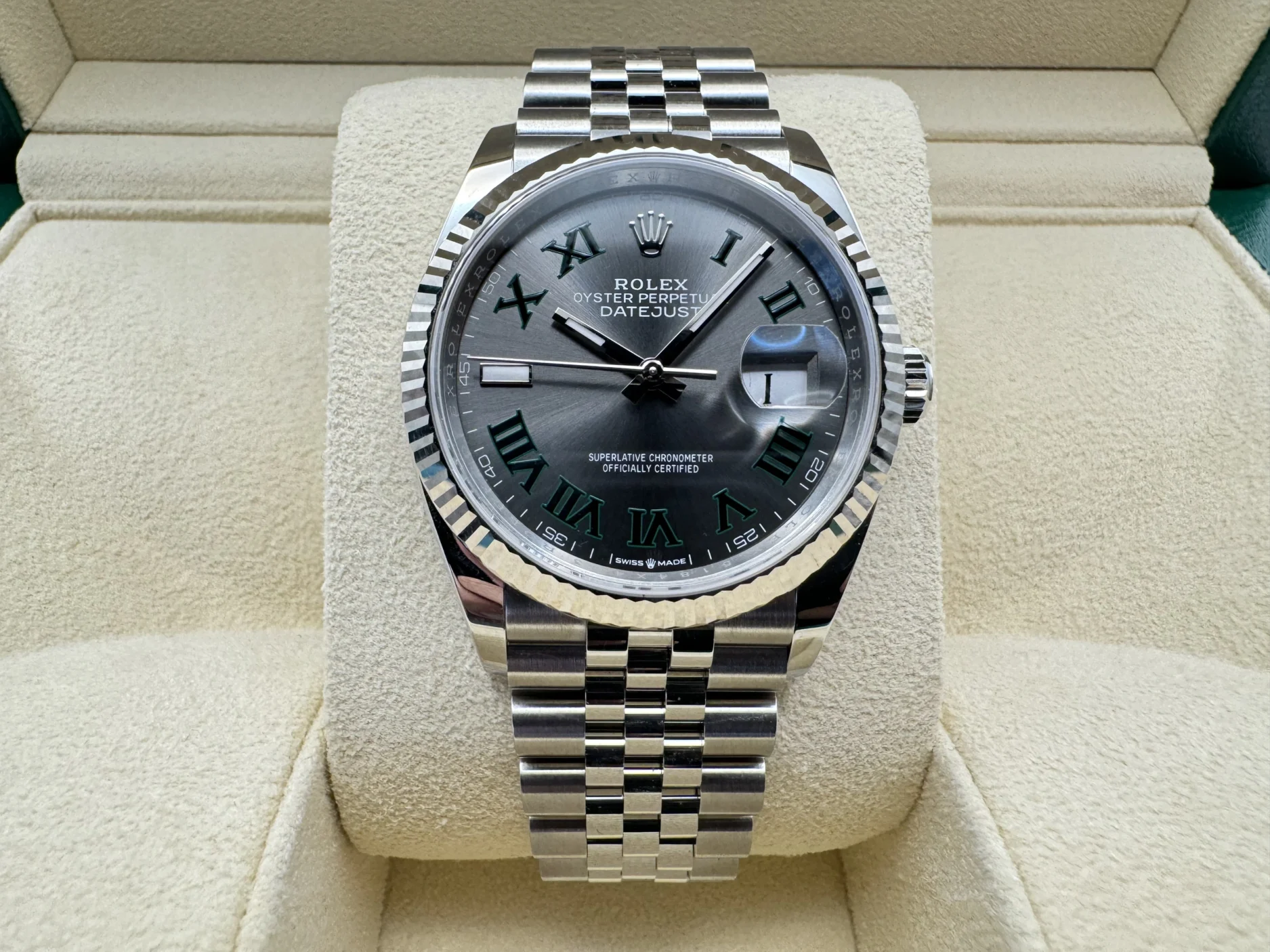 Rolex Datejust Wimbledon 36mm | Grijze Wijzerplaat | 18K Witgouden Lunette | Jubilee | 126234