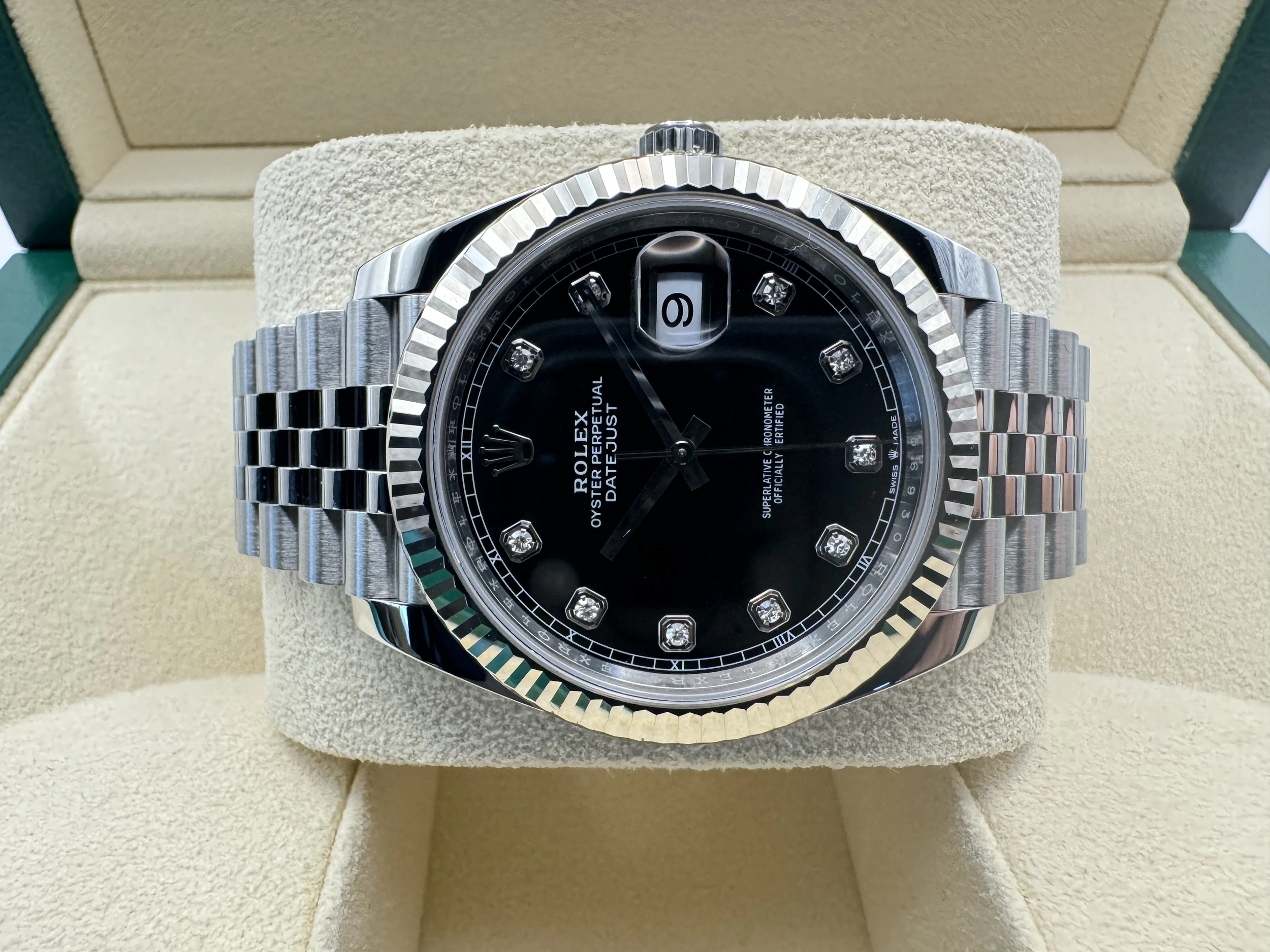 Rolex Datejust 41mm | Zwarte Diamanten Wijzerplaat & 18K Witgouden Fluted Bezel | Jubilee | 126334 - Image 7