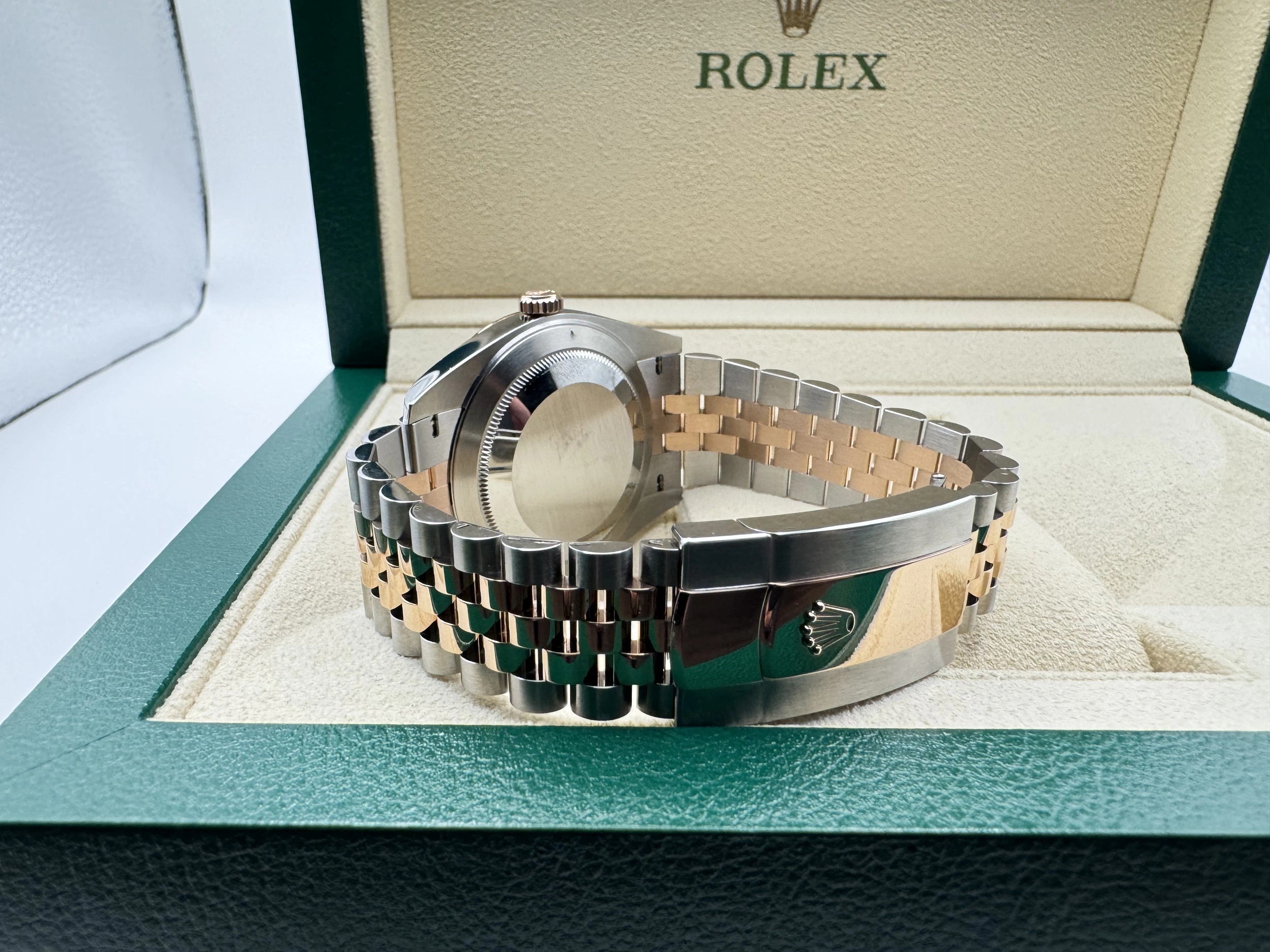 Rolex Datejust 41mm | Chocoladebruine Wijzerplaat & 18K Everose Goud Gekartelde Bezel | Jubilee | 126331 - Image 10