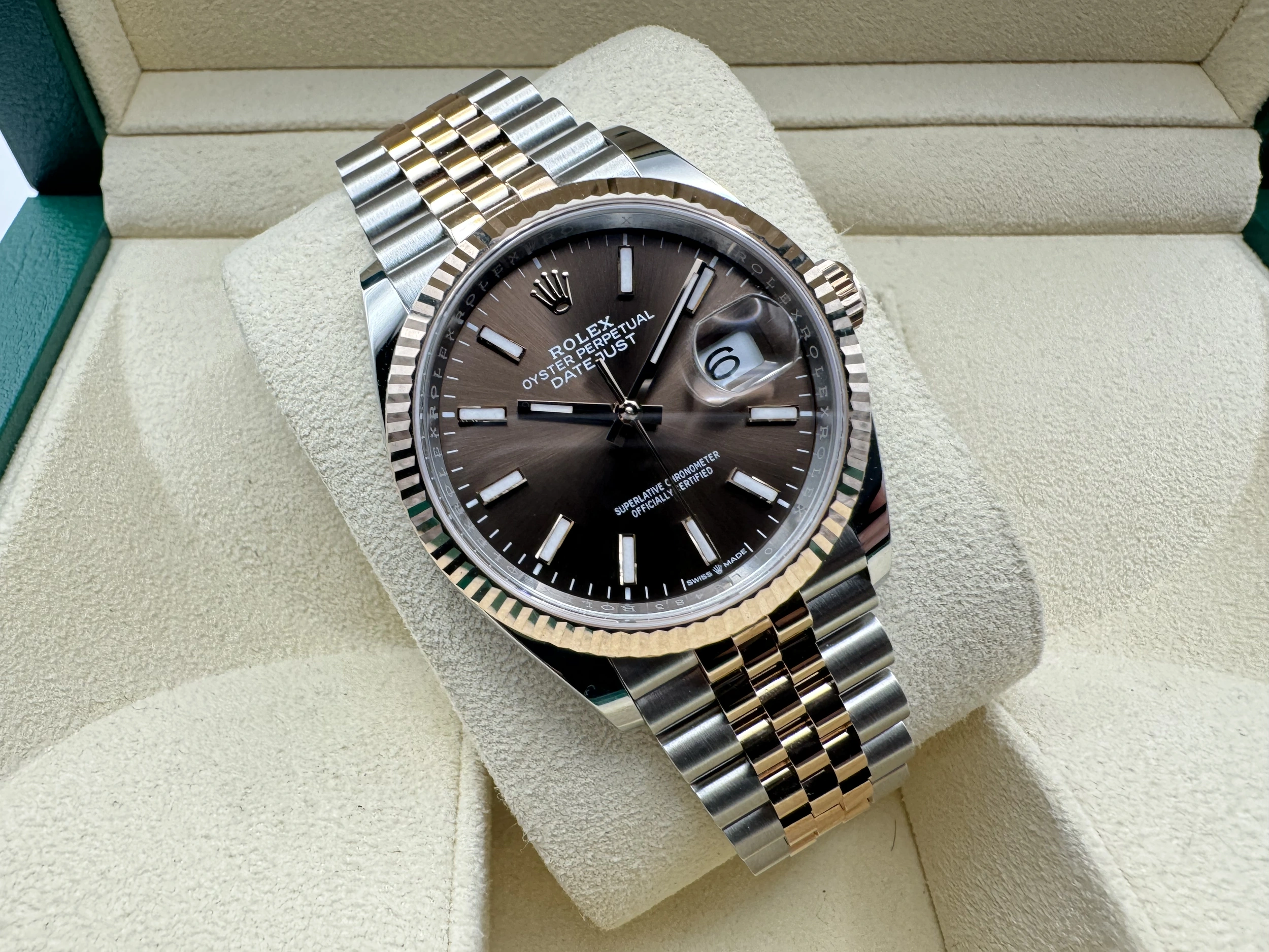 Rolex Datejust 36mm | Choco Wijzerplaat Two-tone &18K Everose Gouden Gekartelde Bezel | Jubilee | 126231 - Image 4
