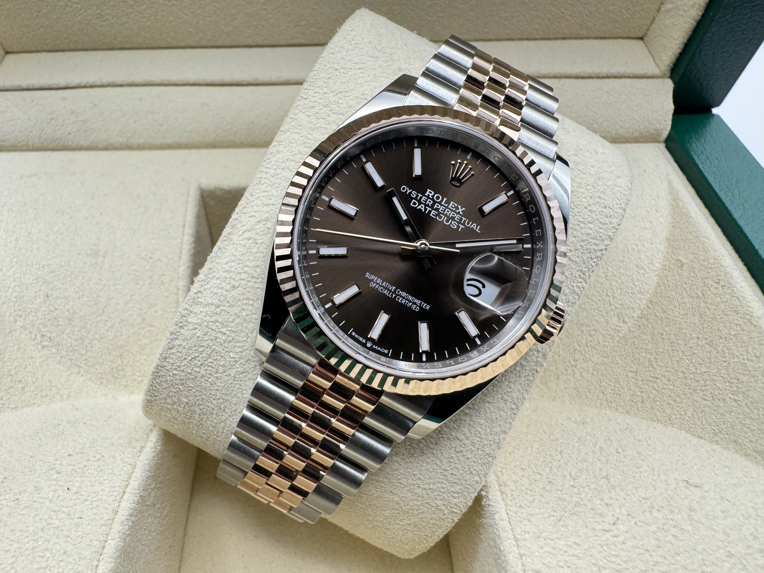 Rolex Datejust 36mm | Choco Wijzerplaat Two-tone &18K Everose Gouden Gekartelde Bezel | Jubilee | 126231 - Image 5