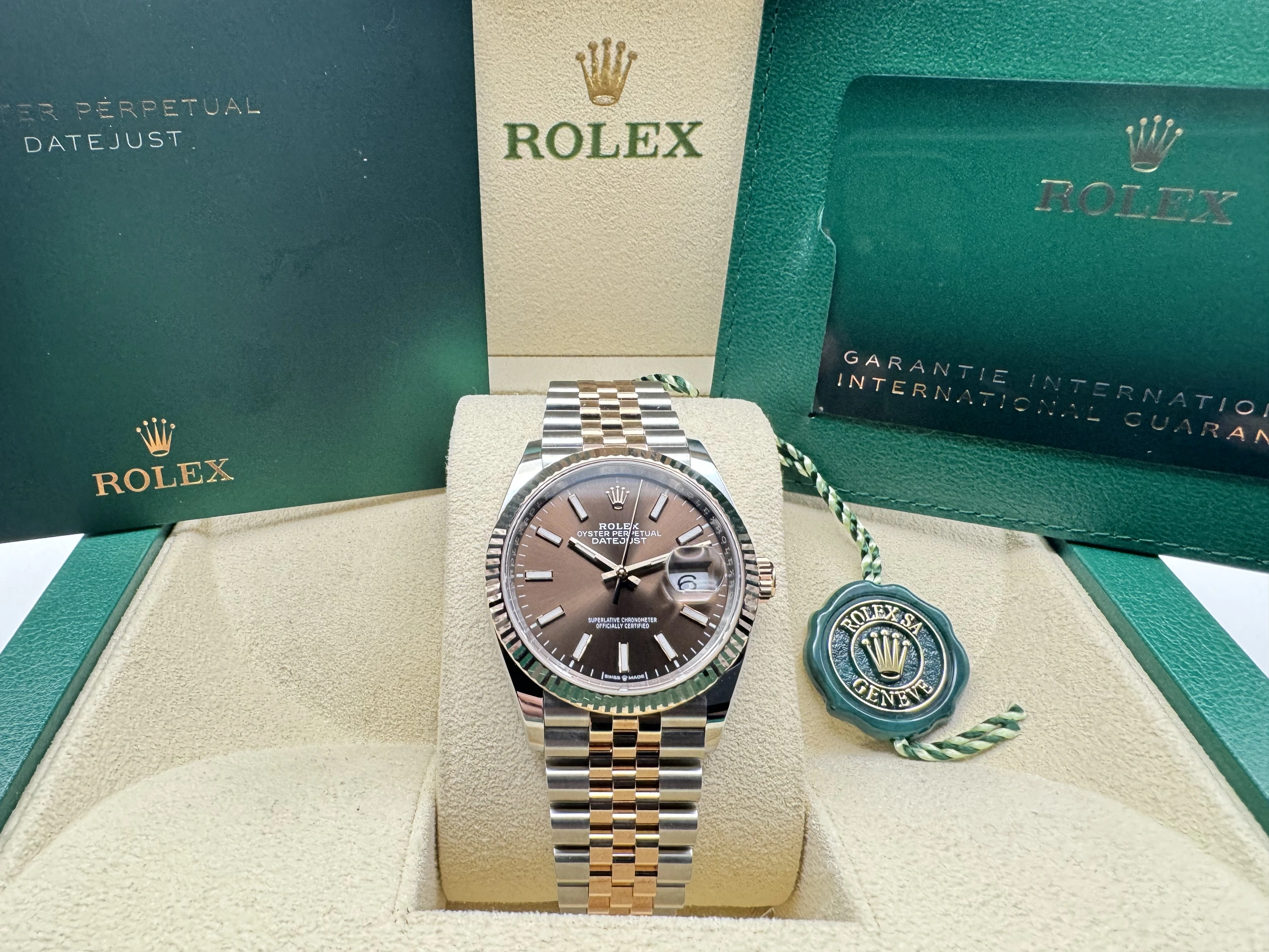 Rolex Datejust 36mm | Choco Wijzerplaat Two-tone &18K Everose Gouden Gekartelde Bezel | Jubilee | 126231 - Image 3