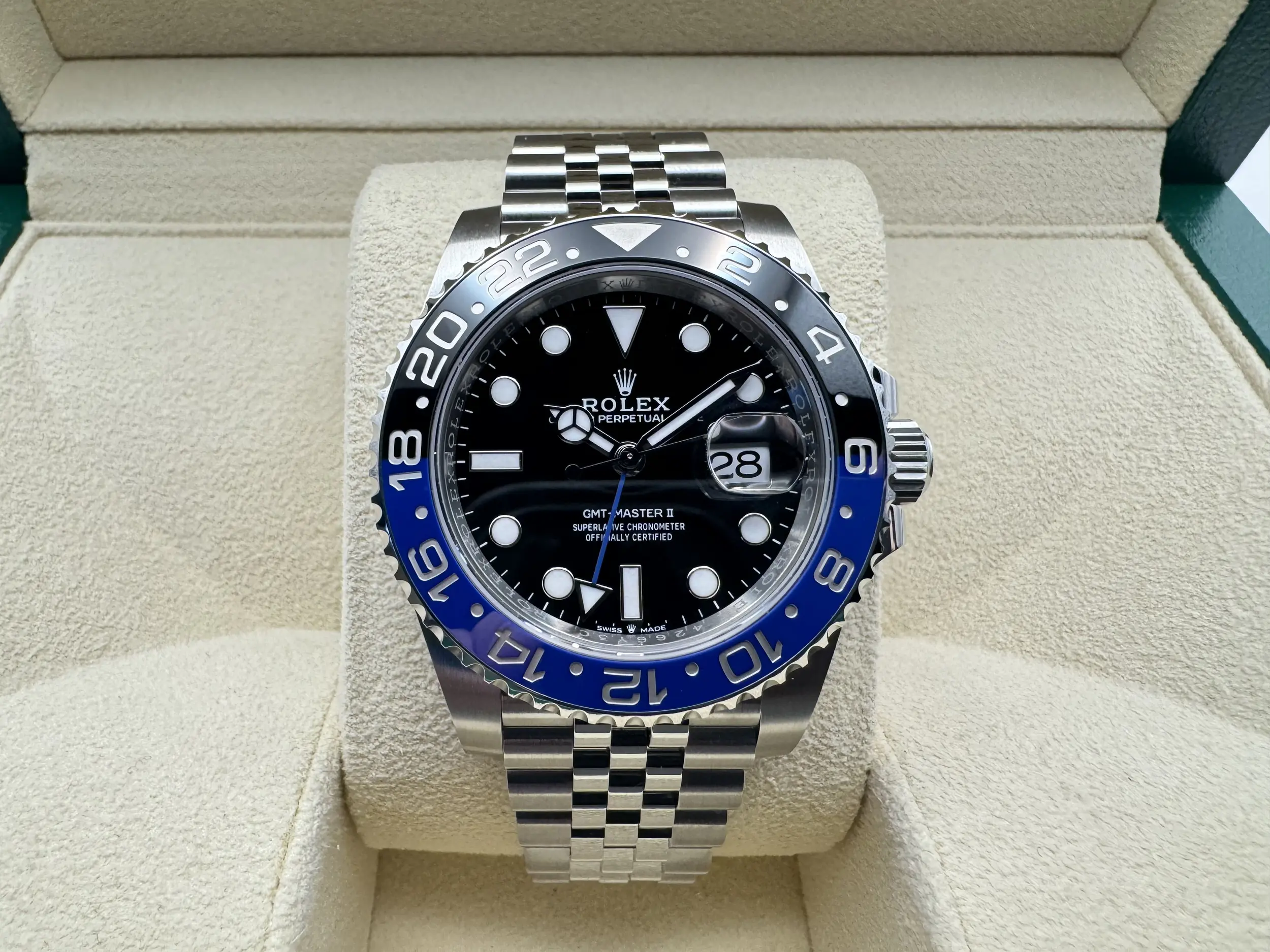 Rolex GMT Master 2 | 40mm | Batgirl | Cerachrom Bezel | Jubilee | 126710BLNR