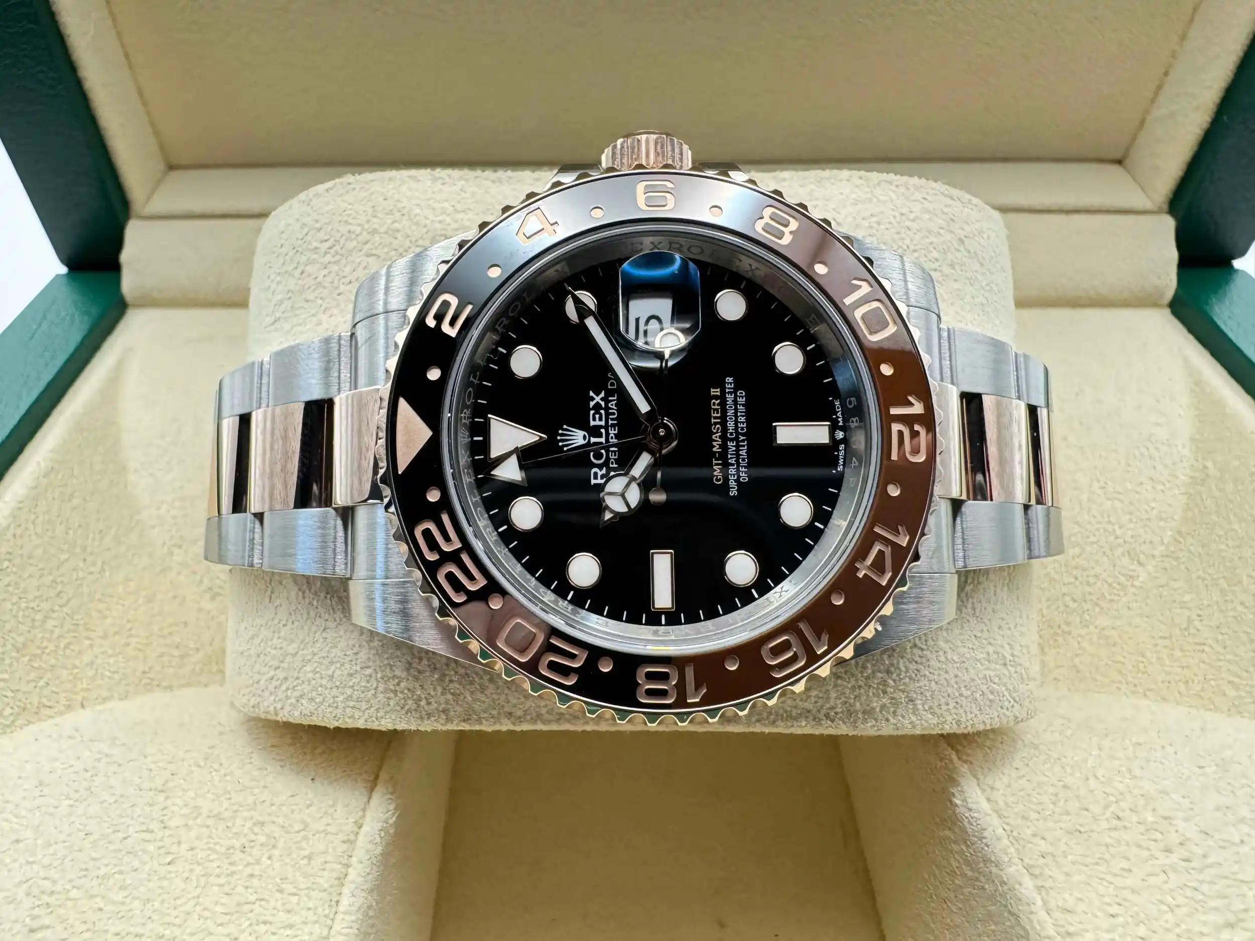 Rolex GMT Master 2 | 40mm | “Rootbeer” | 18K Everose Goud | Two-tone Cerachrom Bezel Zwart/Bruinen | 126711CHNR - Image 6