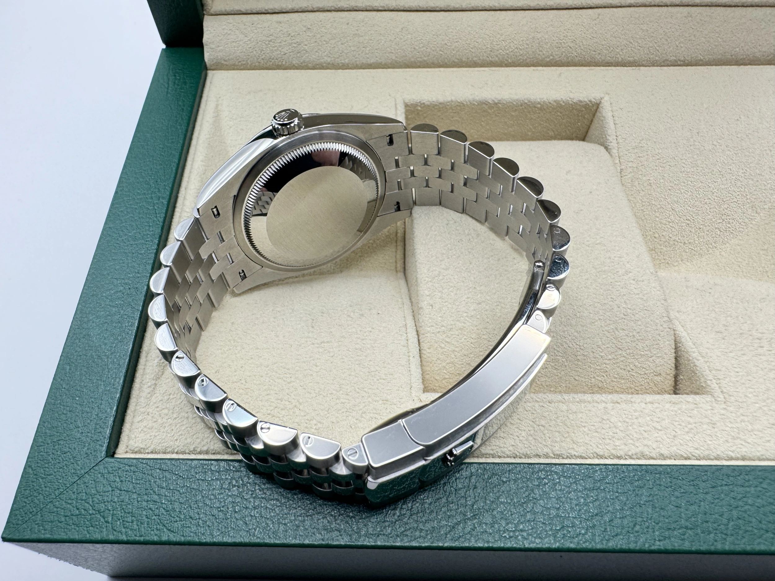 Rolex Datejust 36mm | Muntgroene Wijzerplaat Gladde Lunette | Jubilee | 126200 - Image 12