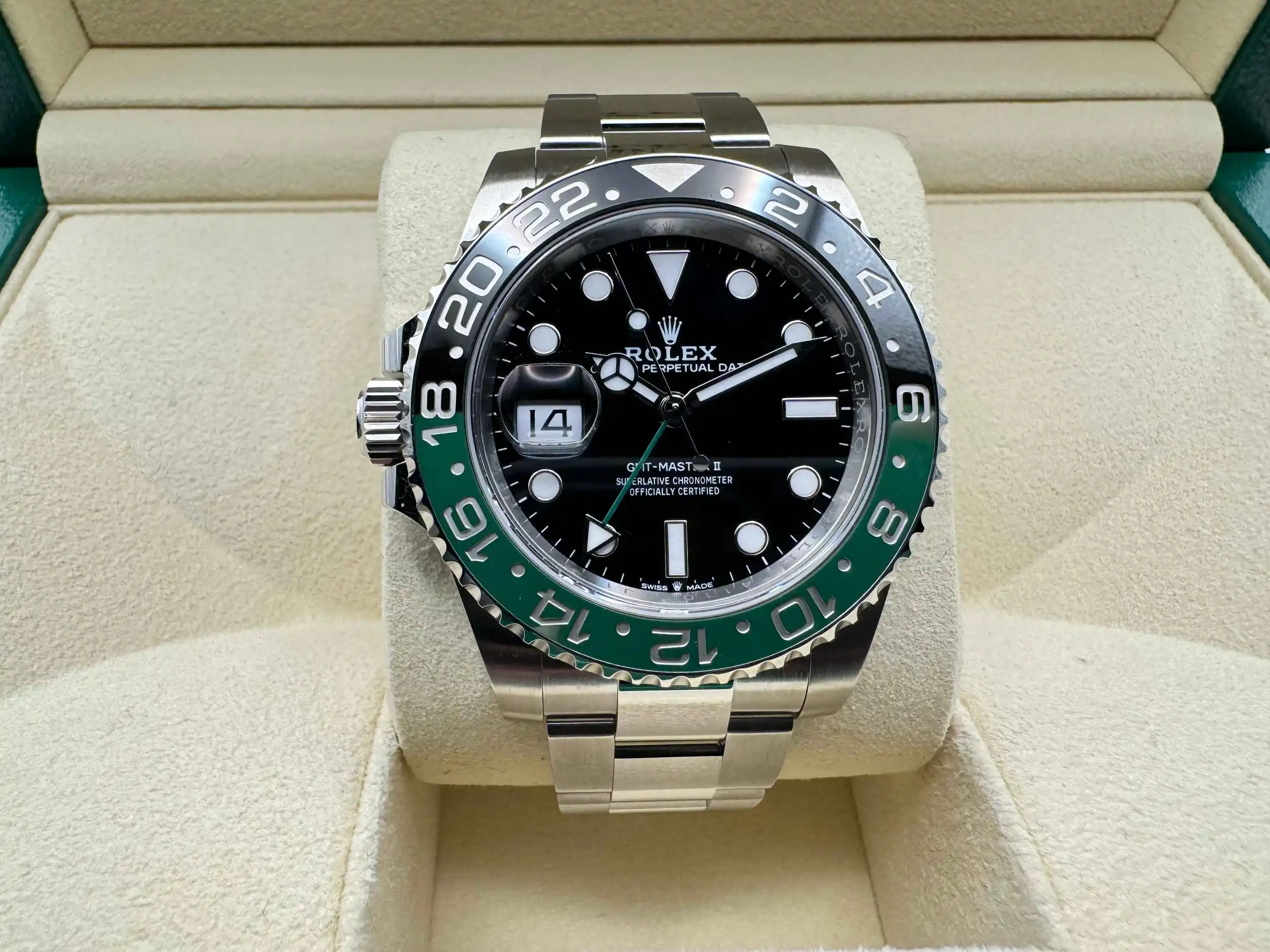 Rolex GMT Master 2 | 40mm | Sprite Groen/Zwart Keramisch Bidirectioneel Draaibaar Bezel | 126720VTNR