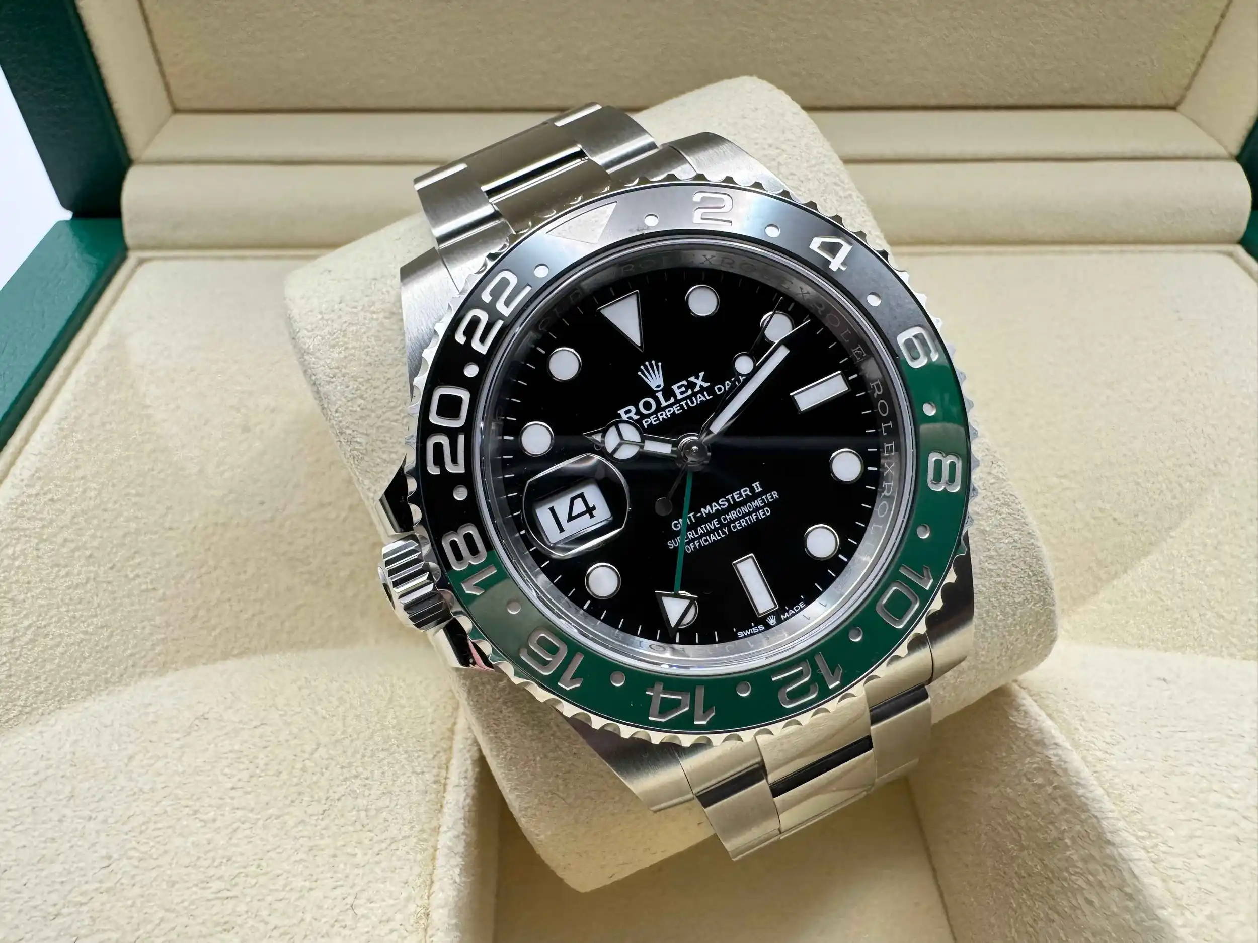 Rolex GMT Master 2 | 40mm | Sprite Groen/Zwart Keramisch Bidirectioneel Draaibaar Bezel | 126720VTNR - Image 8