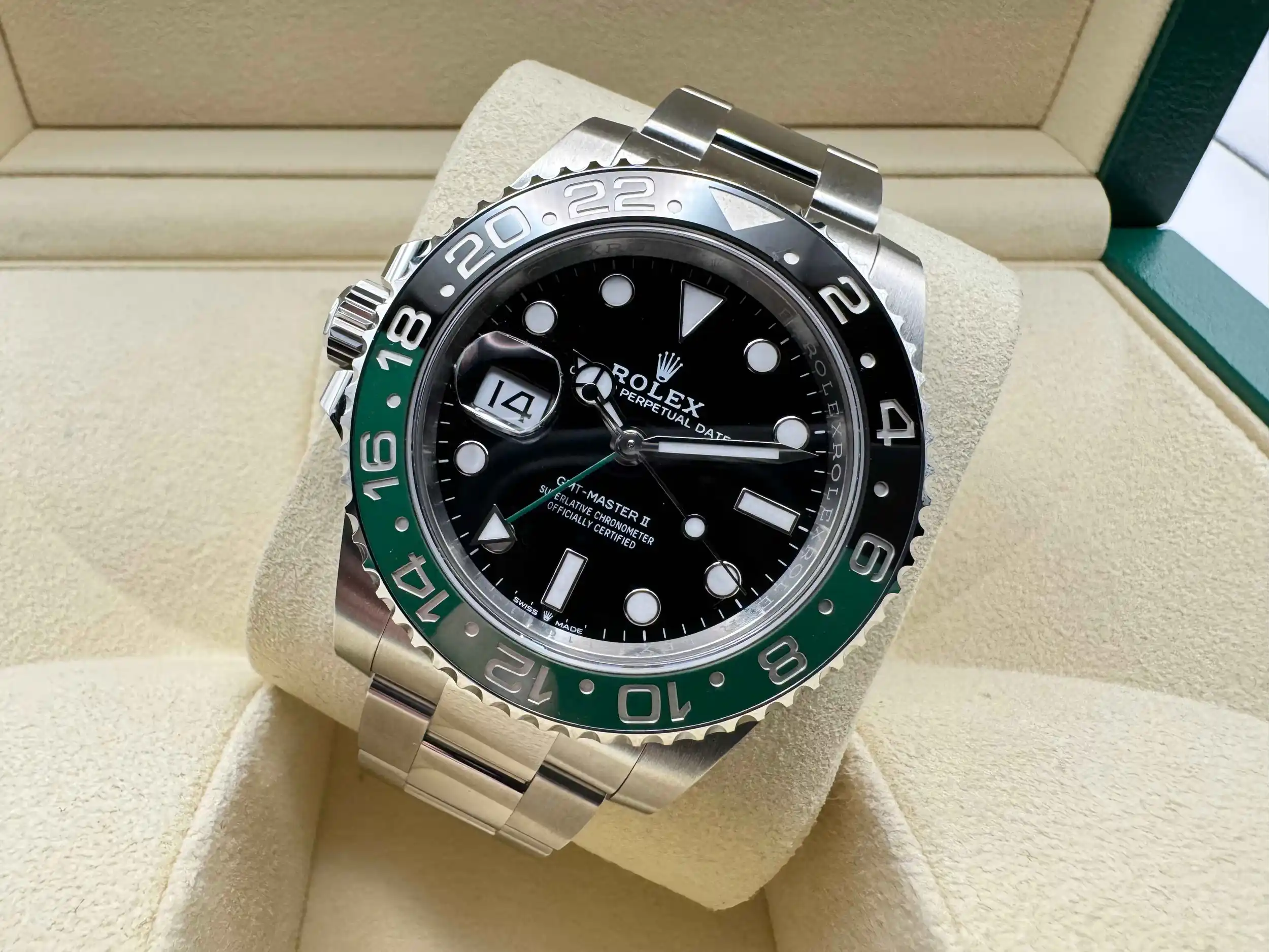 Rolex GMT Master 2 | 40mm | Sprite Groen/Zwart Keramisch Bidirectioneel Draaibaar Bezel | 126720VTNR - Image 9