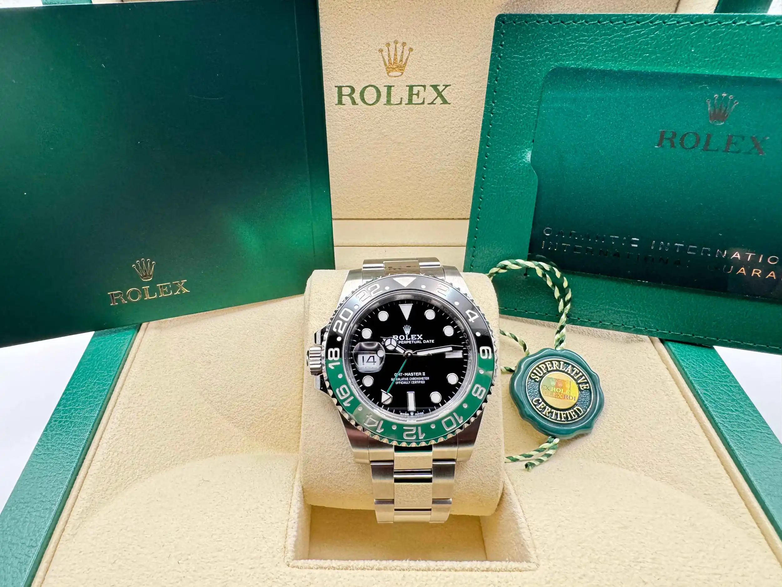 Rolex GMT Master 2 | 40mm | Sprite Groen/Zwart Keramisch Bidirectioneel Draaibaar Bezel | 126720VTNR - Image 3