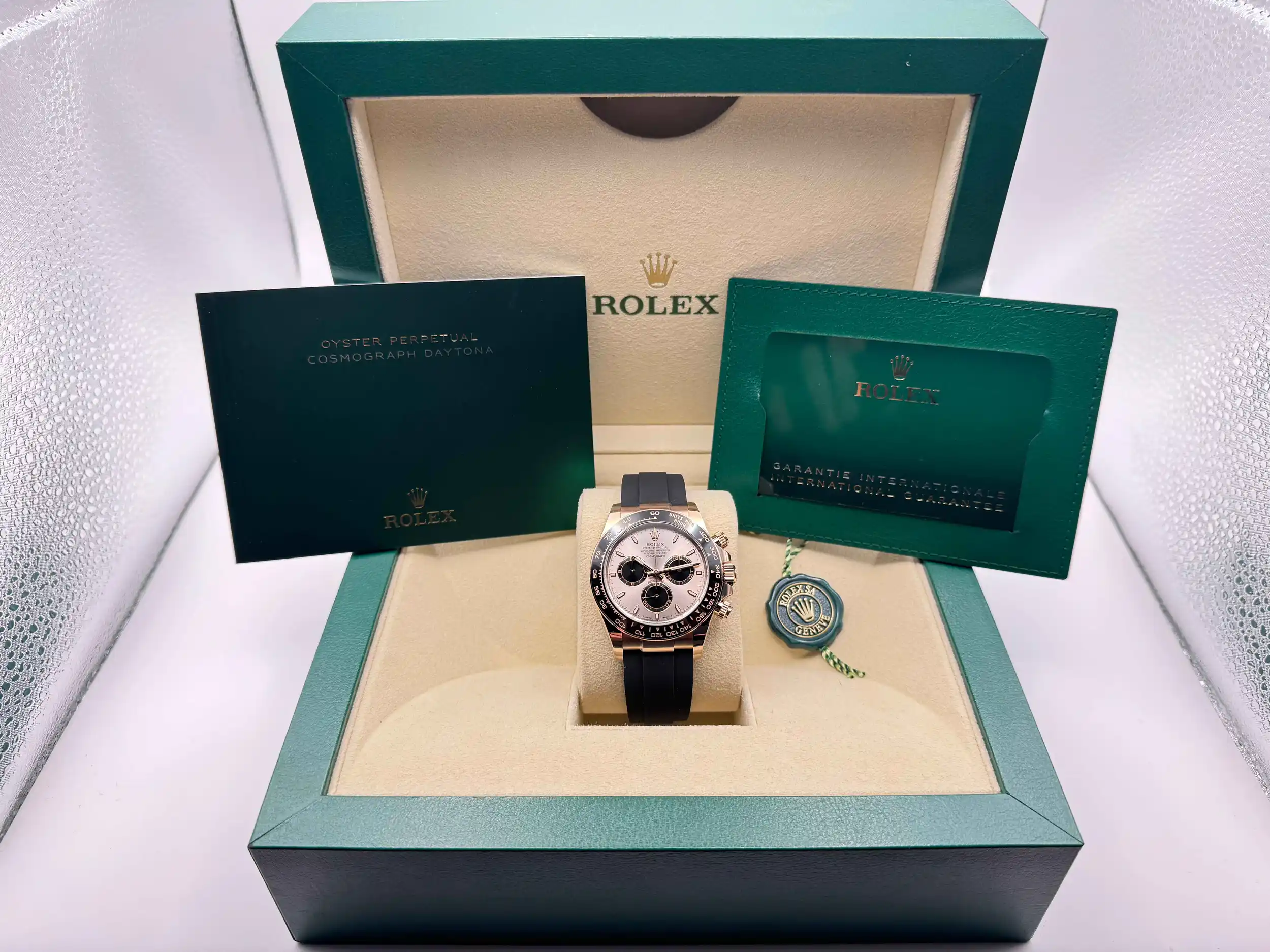 Rolex Daytona 40mm | Champagne/Rosé | Zwarte Keramische Bezel & 18K Everose (Roségoud) | Oysterflex | 126515LN - Image 2