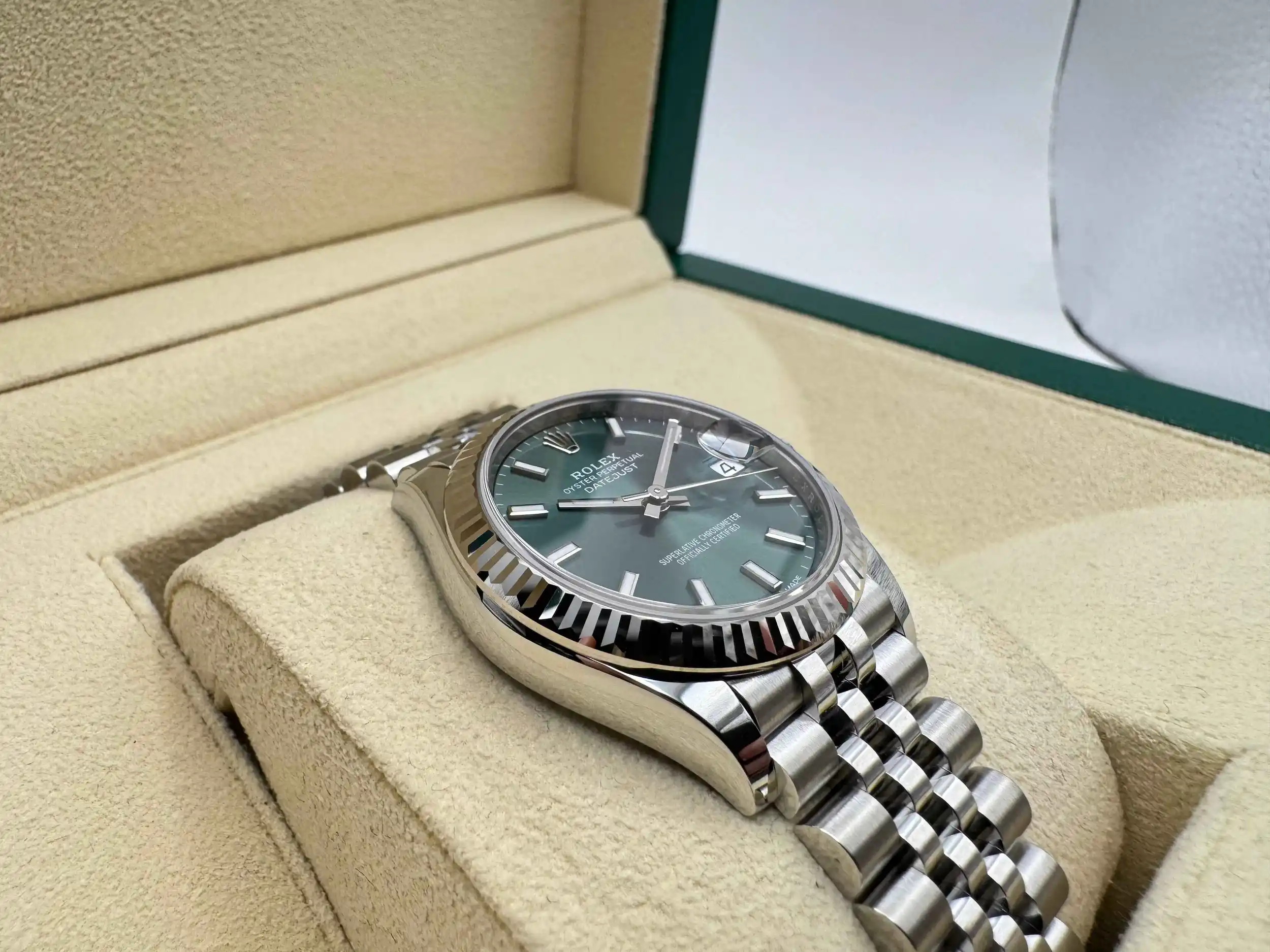Rolex Datejust 31mm | Mintgroene Wijzerplaat | Staal & 18K Witgouden Lunette | Jubilee | 278274 - Image 10