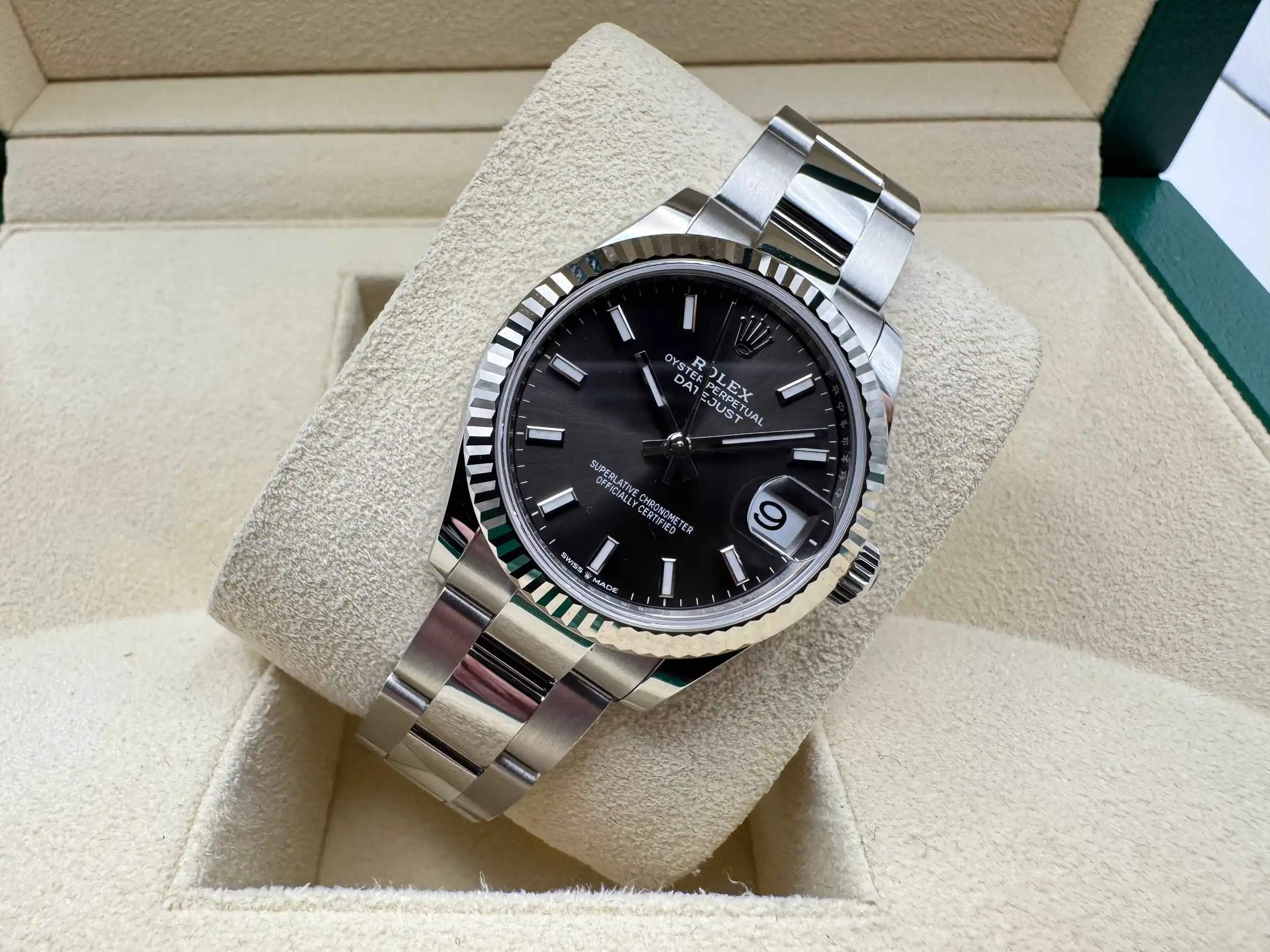 Rolex Datejust 31mm | Rhodium Wijzerplaat &18k Witgoud | Fluted Lunette | 278274 - Image 5
