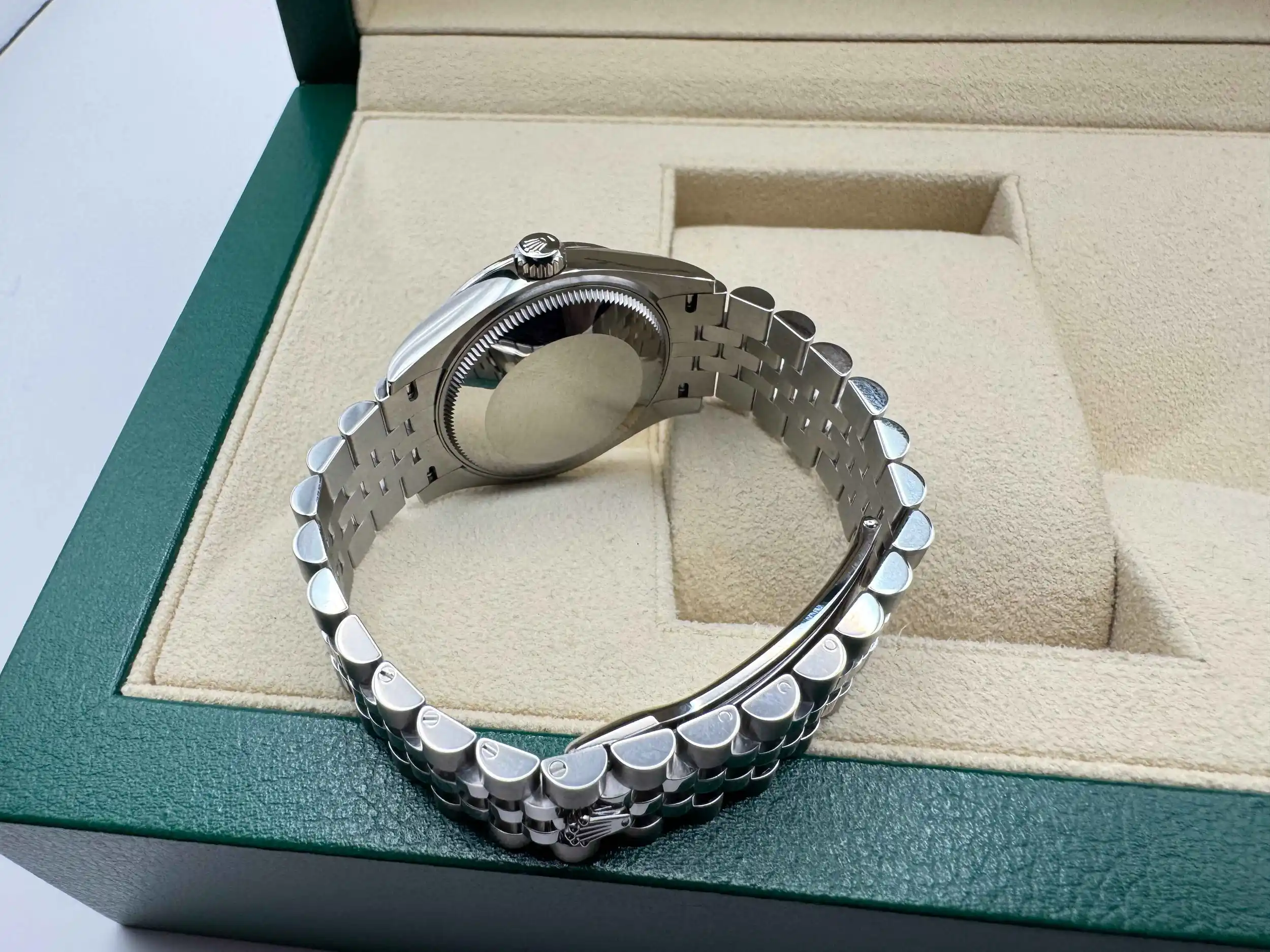 Rolex Datejust 31mm | Roze Diamanten Wijzerplaat | 18K Witgoud Gekarteld Lunette | Jubilee | 278274 - Image 12