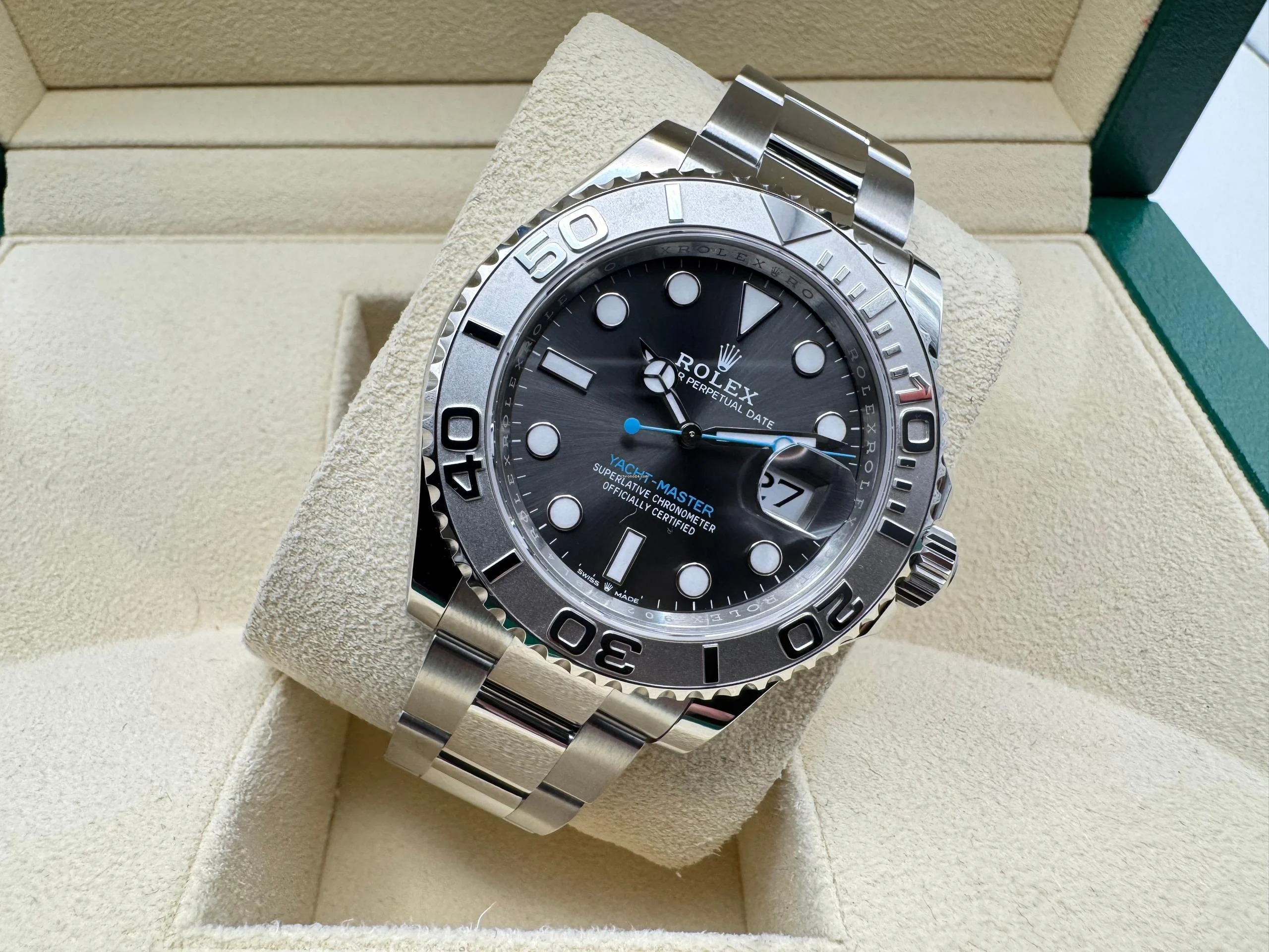 Rolex Yacht-Master 40mm | Rhodium Wijzerplaat | Massief Platina Draaibare Bezel/Lunette | 126622 - Image 10