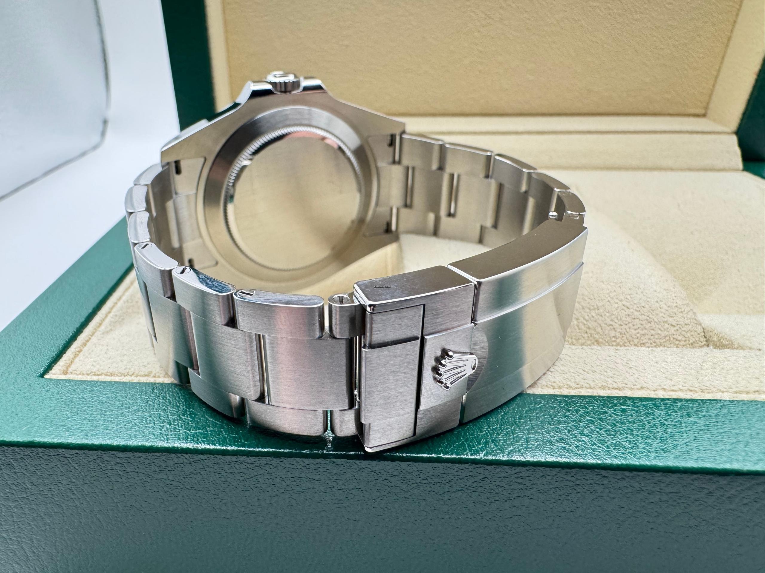 Rolex Explorer 2 | 42mm | Zwarte Wijzerplaat | Vaste 24-uurs Bezel | 226570 - Image 4