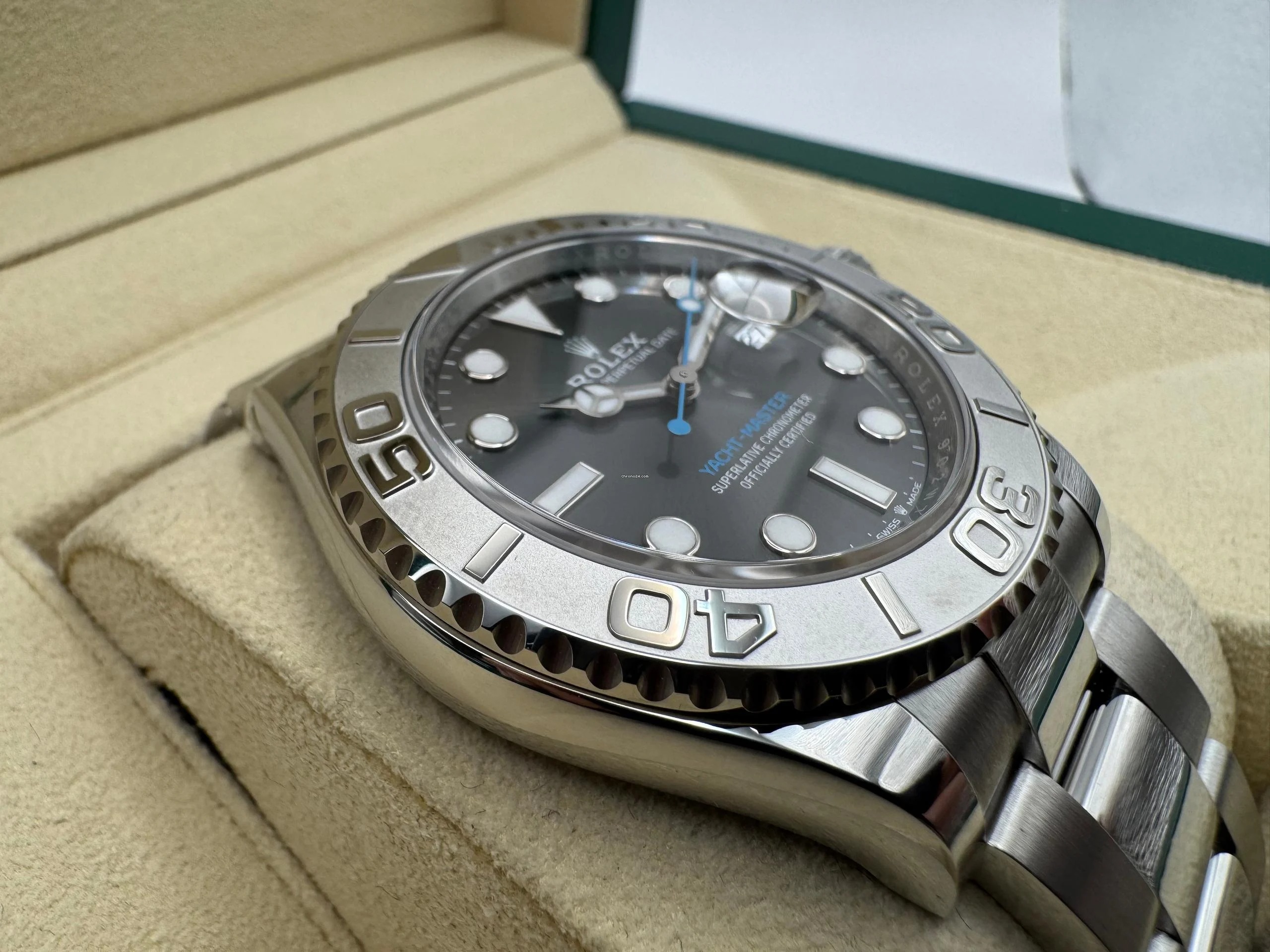 Rolex Yacht-Master 40mm | Rhodium Wijzerplaat | Massief Platina Draaibare Bezel/Lunette | 126622 - Image 11