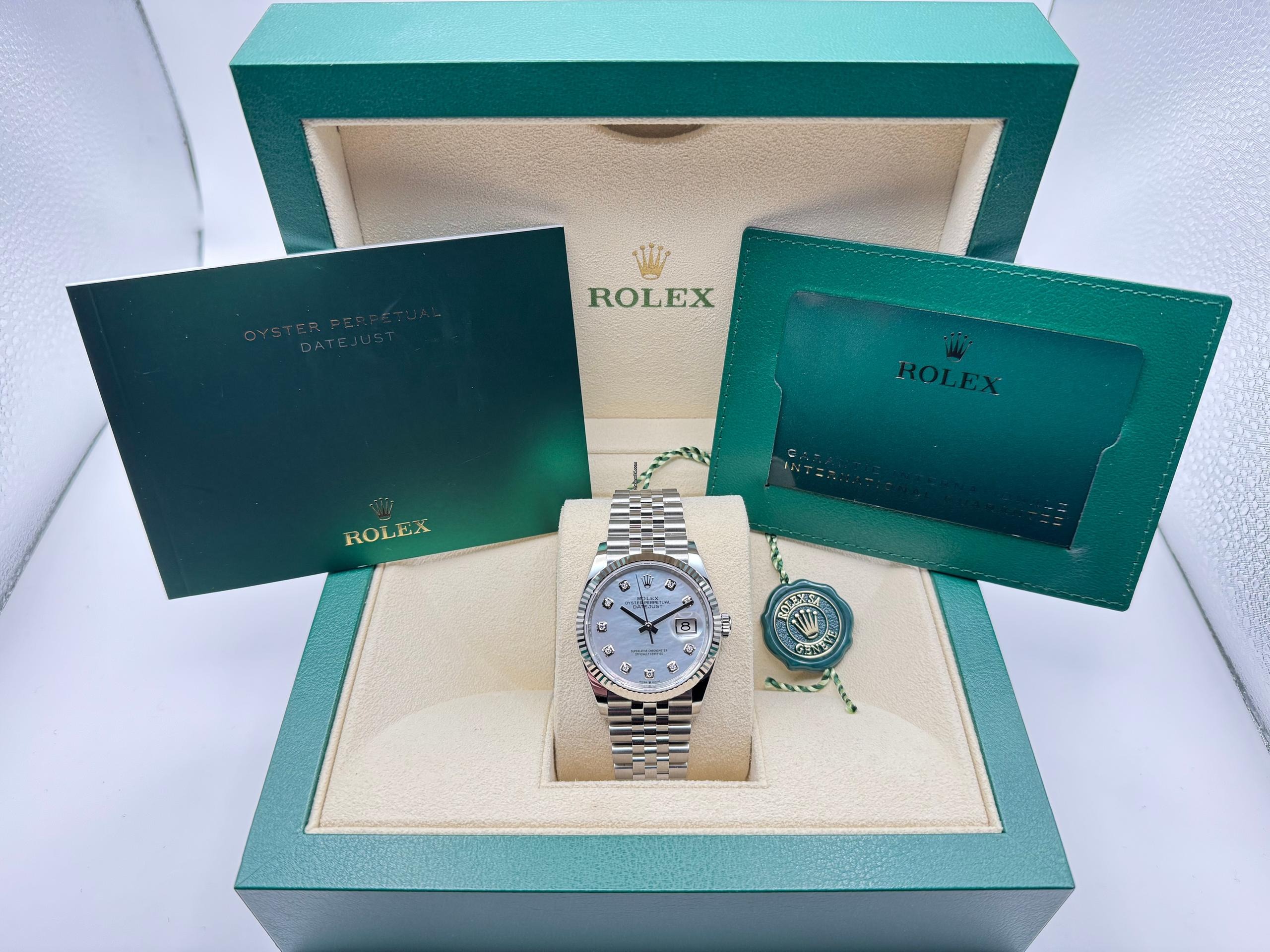 Rolex Datejust 36mm | Parelmoer Wijzerplaat met Diamanten &18K Witgouden Gekartelde Bezel/Lunnette | Jubilee | 126234 - Image 2