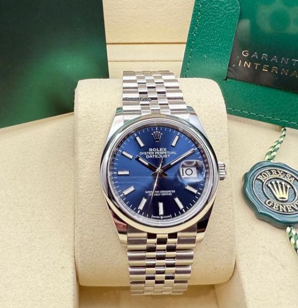 Rolex Datejust 36mm | Blauwe Wijzerplaat | 18k Witgouden Lunette | Jubilee | 126234