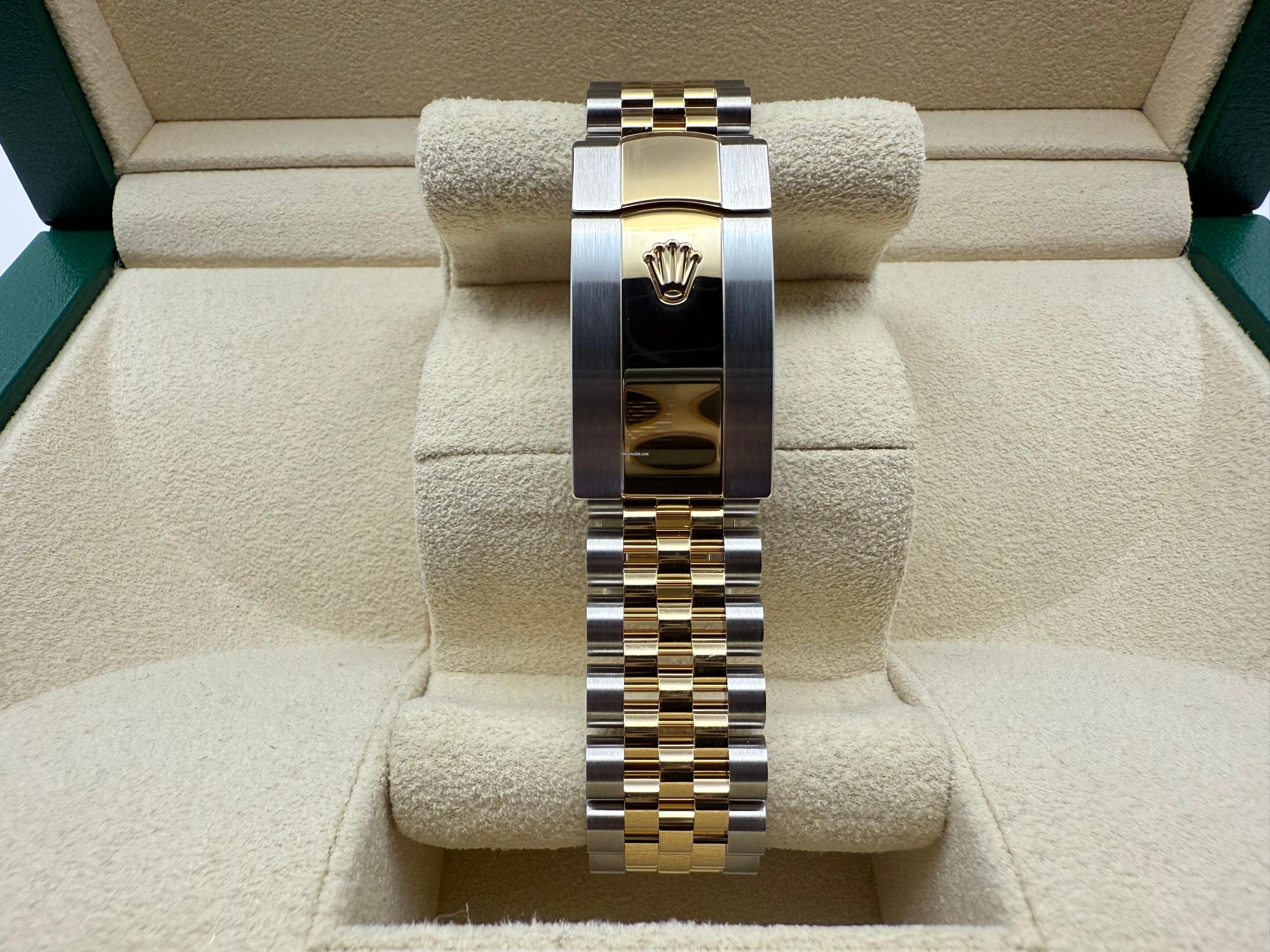 Rolex Datejust 36mm | Wit Parelmoer Wijzerplaat Met 10 Diamanten & Geelgoud 18K | Jubilee | 126233 - Image 7