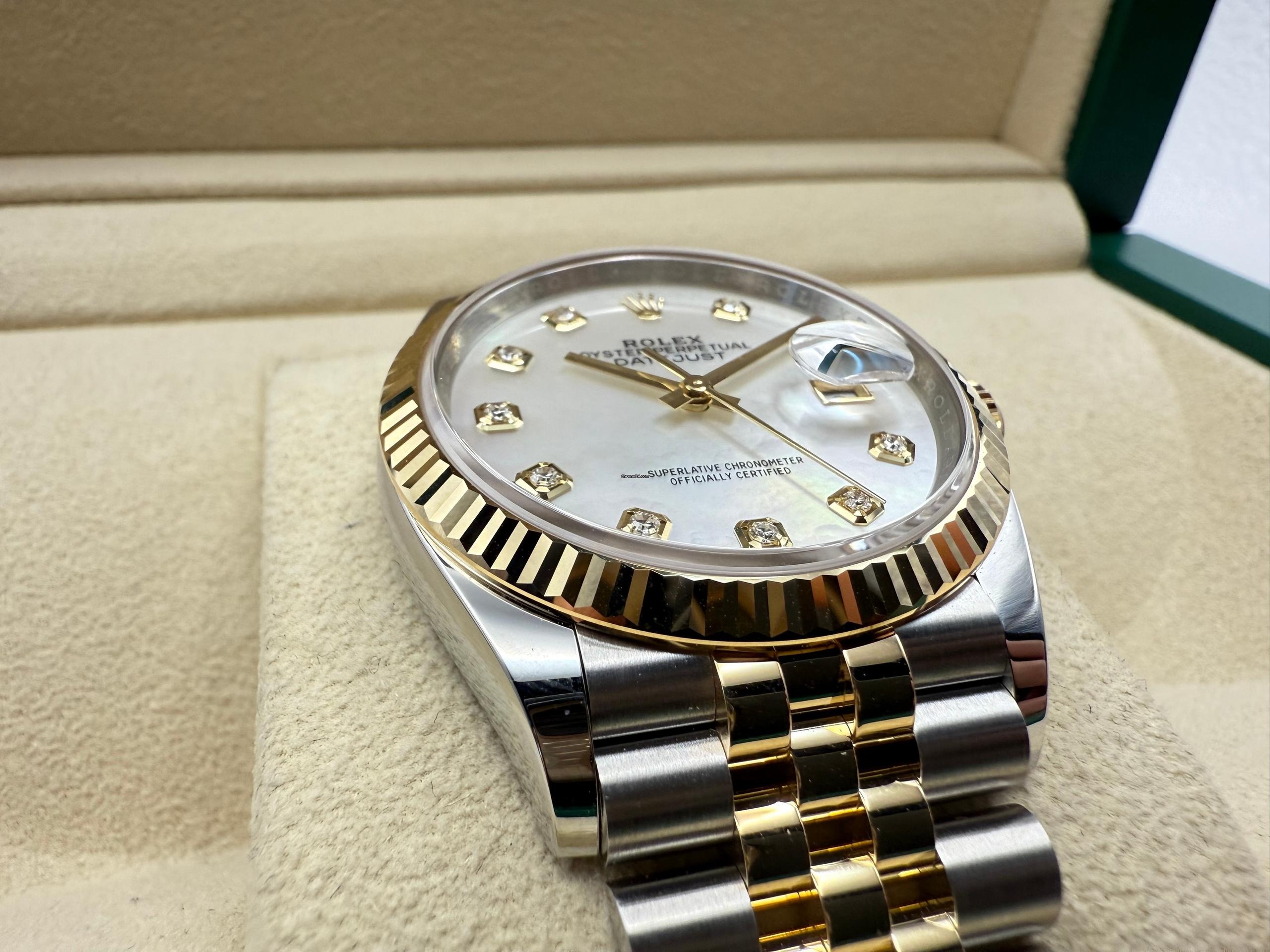 Rolex Datejust 36mm | Wit Parelmoer Wijzerplaat Met 10 Diamanten & Geelgoud 18K | Jubilee | 126233 - Image 11