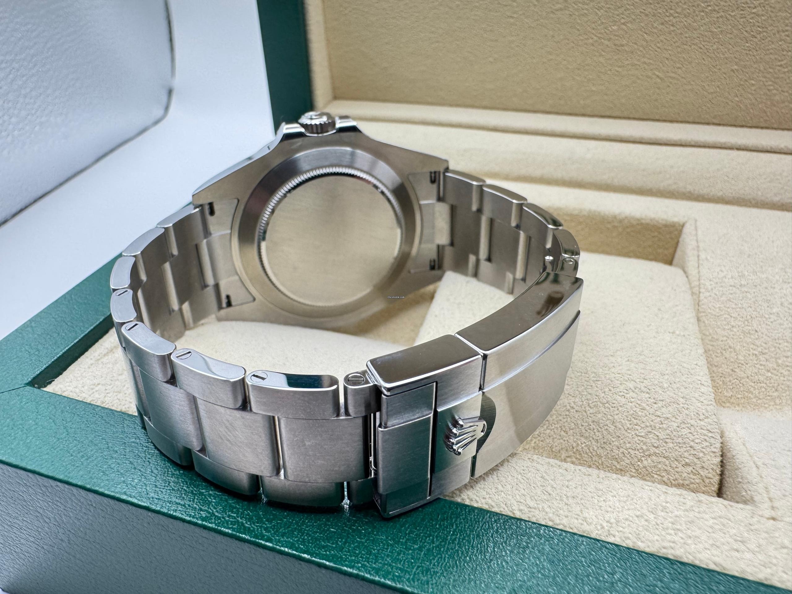 Rolex Explorer 2 | 42mm | Witte “Polar” Wijzerplaat | Oystersteel | 226570 - Image 9