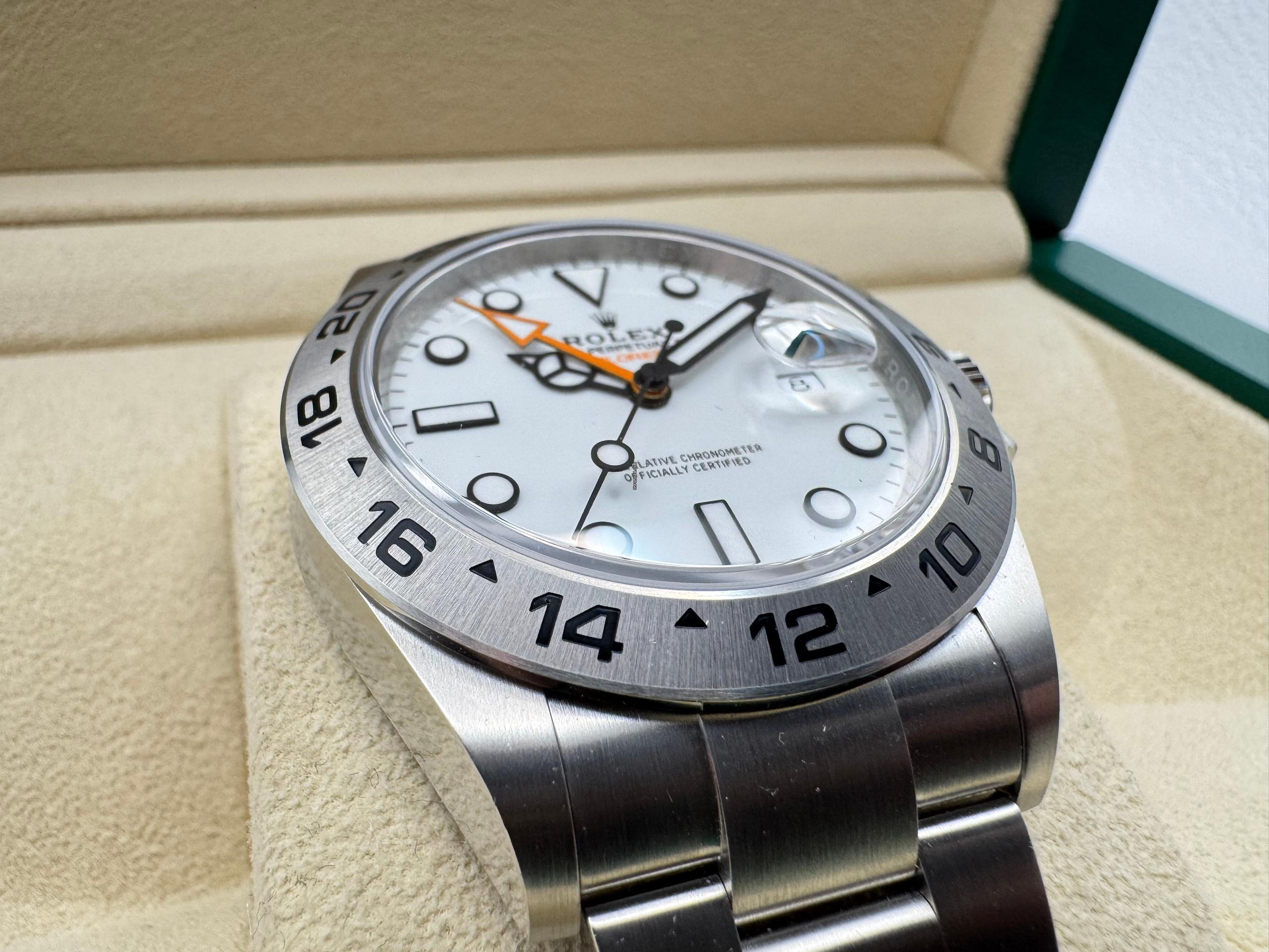 Rolex Explorer 2 | 42mm | Witte “Polar” Wijzerplaat | Oystersteel | 226570 - Image 11