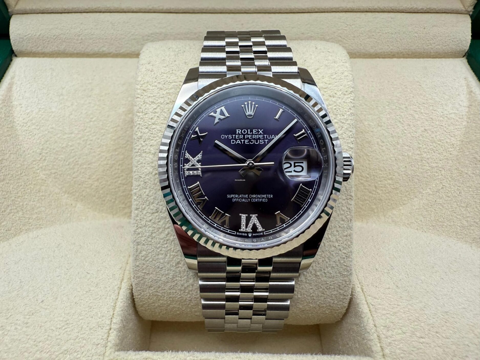 Rolex Datejust 36mm | Paarse Diamanten Wijzerplaat | 18K Witgoud Gekarteld Lunette | Jubilee | 126234