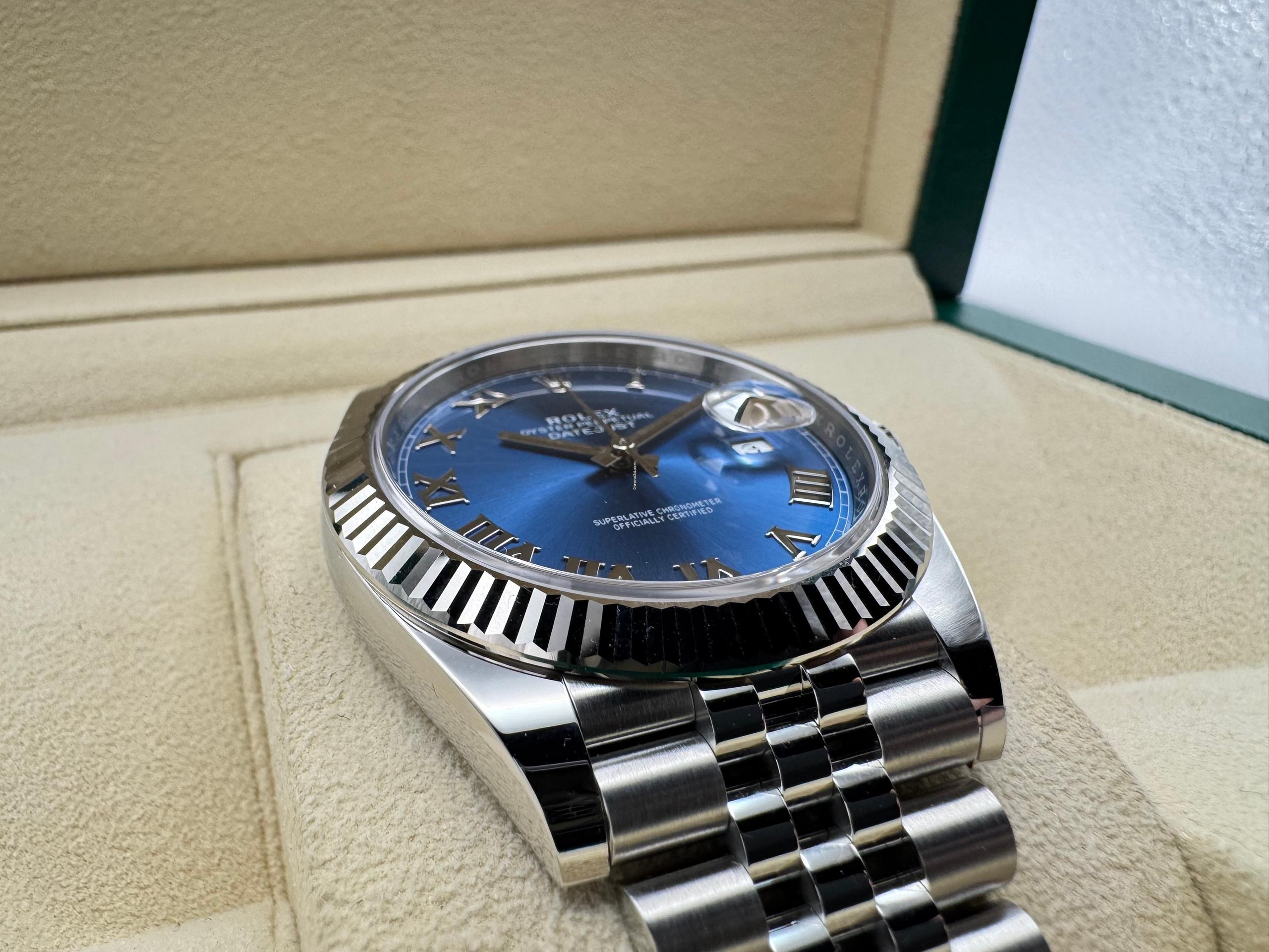 Rolex Datejust 41mm | Azzurro Blauw Wijzerplaat Met Romeinse Cijfers | 18K Witgoud Gekarteld Lunette | Jubilee | 126334 - Image 11