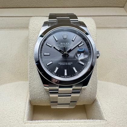 Rolex Datejust 41mm | Rhodium Wijzerplaat | Gladde Oystersteel Lunette | 126300