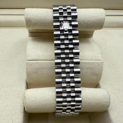 Rolex Datejust 31mm | Mother of Pearl Met Diamanten | 18K Witgoud Gekarteld Lunette | Jubilee | 278274 - Image 9