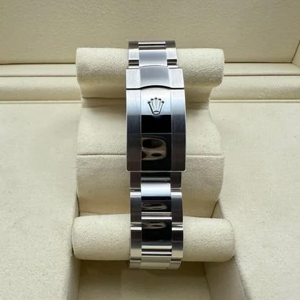 Rolex Datejust 41mm | Zilveren Wijzerplaat | Gekartelde Bezel Van 18k Witgoud | Oystersteel | 126334 - Image 9