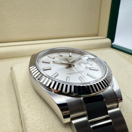 Rolex Datejust 41mm | Zilveren Wijzerplaat | Gekartelde Bezel Van 18k Witgoud | Oystersteel | 126334 - Image 5