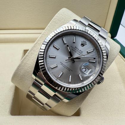Rolex Datejust 41mm | Zilveren Wijzerplaat | Gekartelde Bezel Van 18k Witgoud | Oystersteel | 126334 - Image 11
