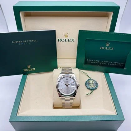 Rolex Datejust 41mm | Zilveren Wijzerplaat | Gekartelde Bezel Van 18k Witgoud | Oystersteel | 126334 - Image 2