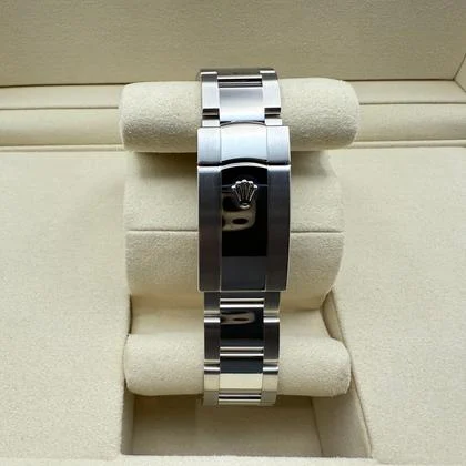 Rolex Datejust 41mm | Wit Romeinse Wijzerplaat & Zwarte Romeinse Cijfers | 126300 - Image 9