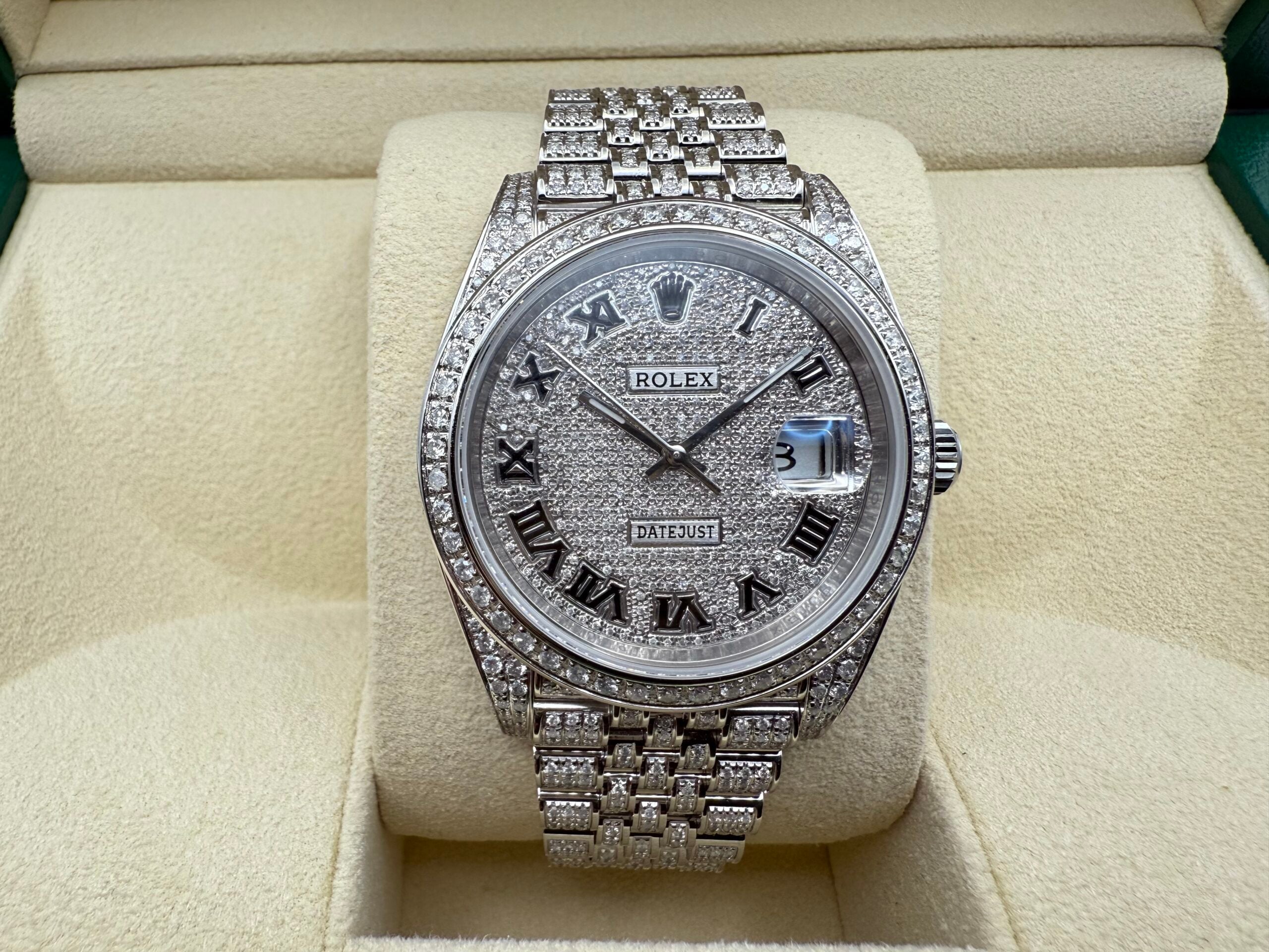 Rolex Datejust “ICED OUT” 41mm | VOL ! 9.7ct Diamanten | Romeinse Wijzerplaat (ROMAN) | Jubilee | 126300