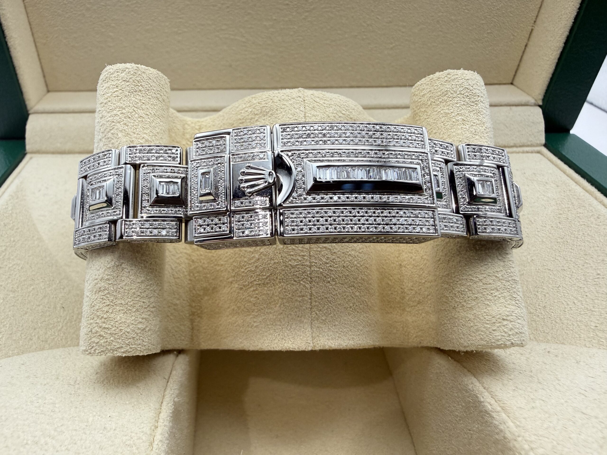 Rolex GMT-Master II 40mm | VOL! “ICED OUT” 9.7ct Diamanten & Pavé Diamant Wijzerplaat | 116710LN - Image 6