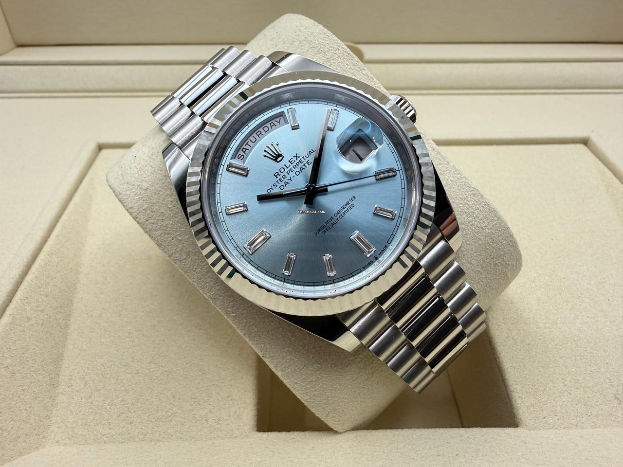 Rolex Day-Date 40mm | "ICE Blue Dial"| Platina | Diamanten Index | Platina Gekartelde Lunette | President Bracelet | 228236 - Image 2