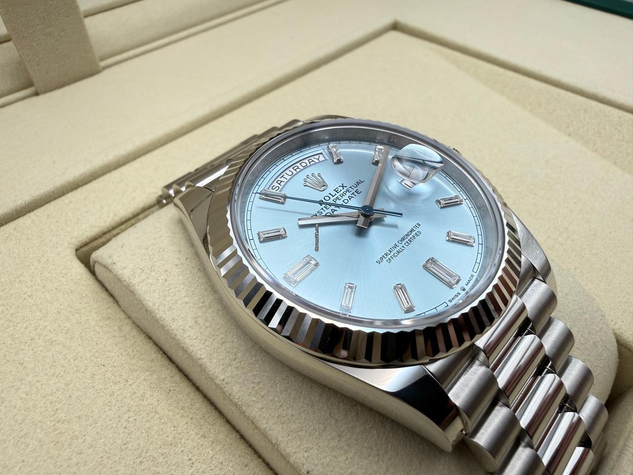 Rolex Day-Date 40mm | "ICE Blue Dial"| Platina | Diamanten Index | Platina Gekartelde Lunette | President Bracelet | 228236 - Image 9