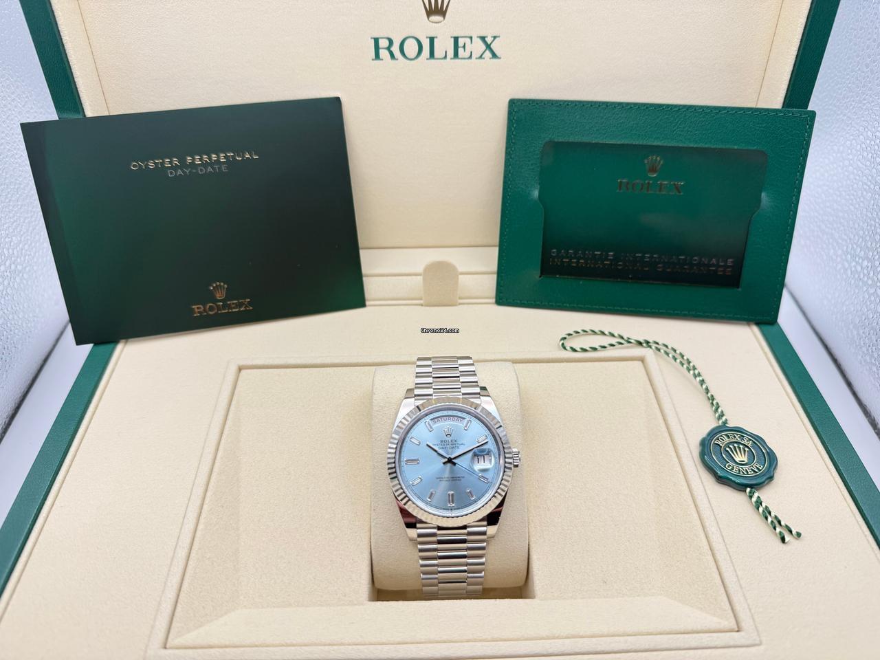 Rolex Day-Date 40mm | "ICE Blue Dial"| Platina | Diamanten Index | Platina Gekartelde Lunette | President Bracelet | 228236 - Image 12