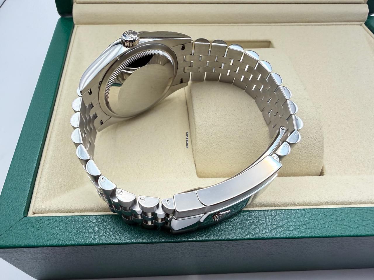 Rolex Datejust 36mm | Witte Wijzerplaat | Romeinse Index |18K Witgoud | Gekartelde Lunette | Jubilee | 126234 - Image 5