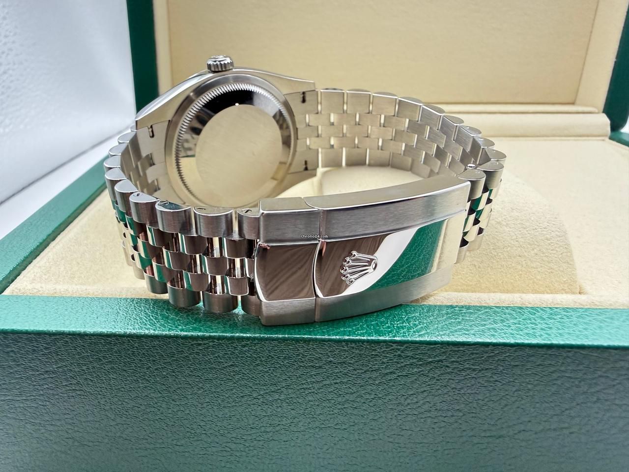 Rolex Datejust 36mm | Witte Wijzerplaat | Romeinse Index |18K Witgoud | Gekartelde Lunette | Jubilee | 126234 - Image 6