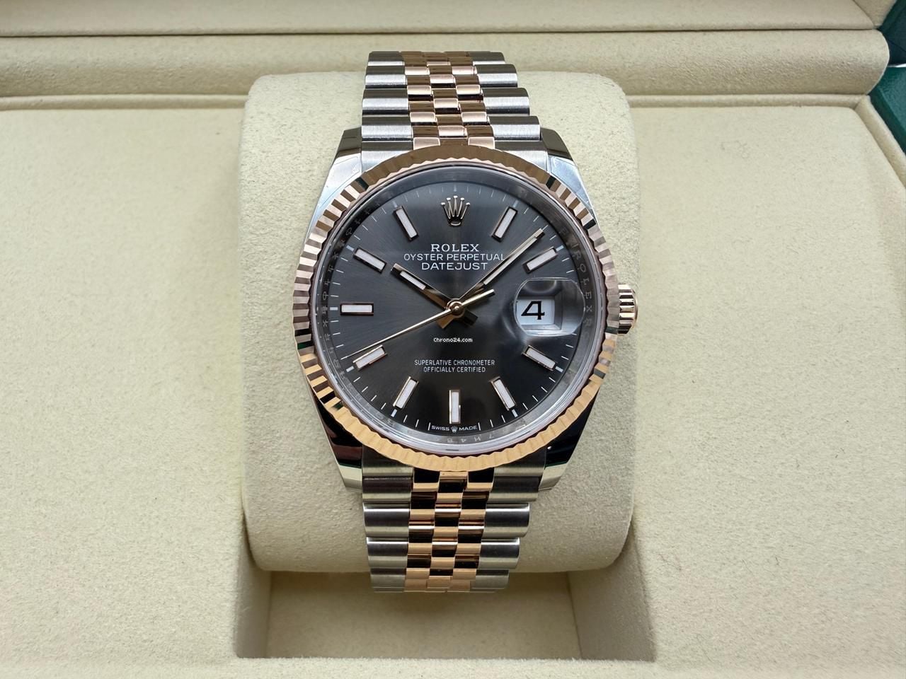 Rolex Datejust 36mm | Rhodium Wijzerplaat |18K Everose Goud | Gekartelde Lunette | Jubilee | 126231