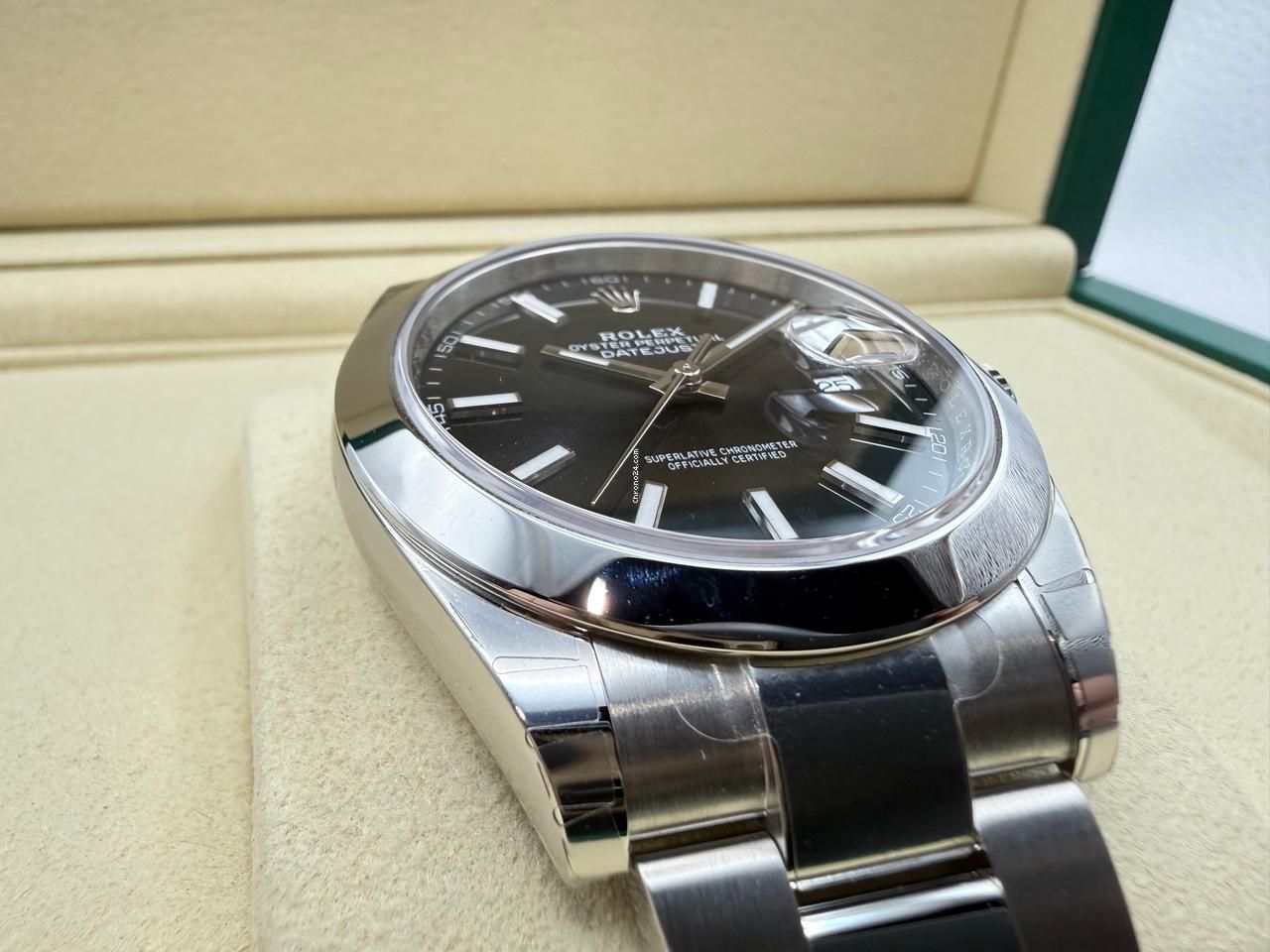 Rolex Datejust 41mm | Zwarte Wijzerplaat | Gladde Lunette | Oyster | 126300 - Image 8