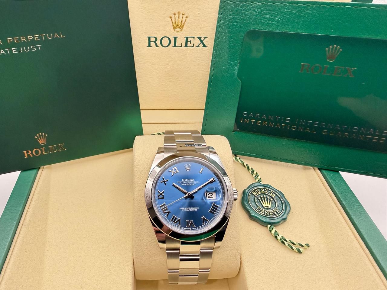 Rolex Datejust 41mm | Azzurro Blue Wijzerplaat | Romeinse Index | Gladde Lunette | Oysterband | 126300 - Image 2